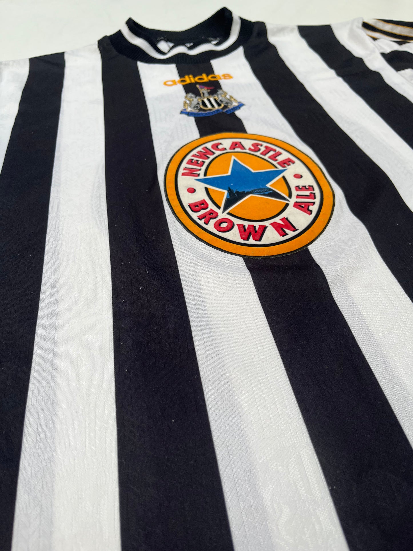Jersey Newcastle United Local 1997 1998 Alan Shearer (M)