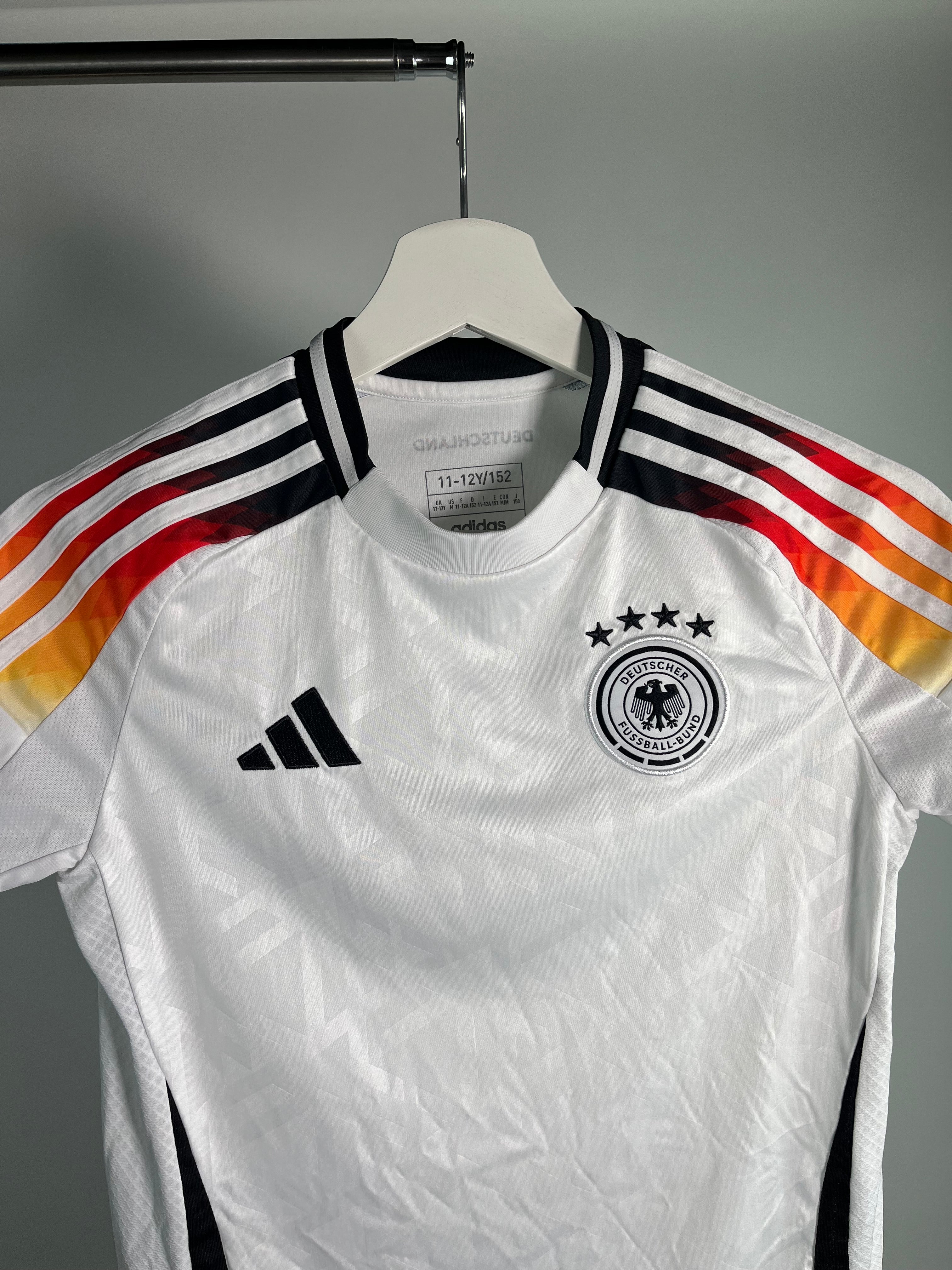 Jersey Alemania Local 2024 2025 (M Niño)