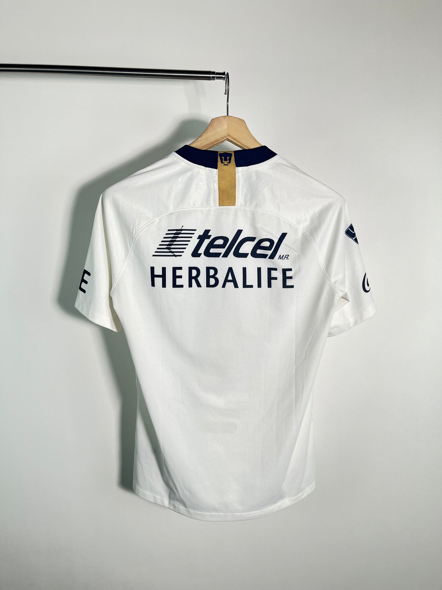Jersey Pumas Local 2018 2019 Versión Jugador (M)