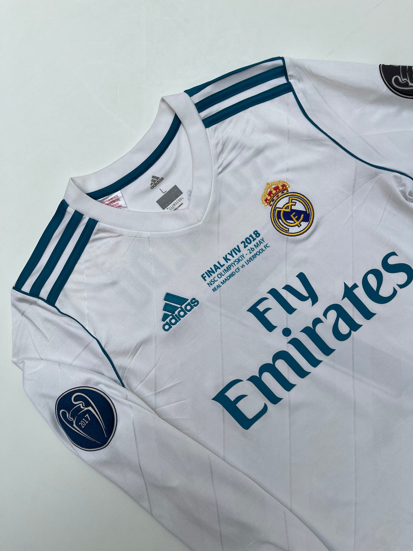 Jersey Real Madrid Local 2017 2018 Match Detail Final Cristiano Ronaldo (L niño)
