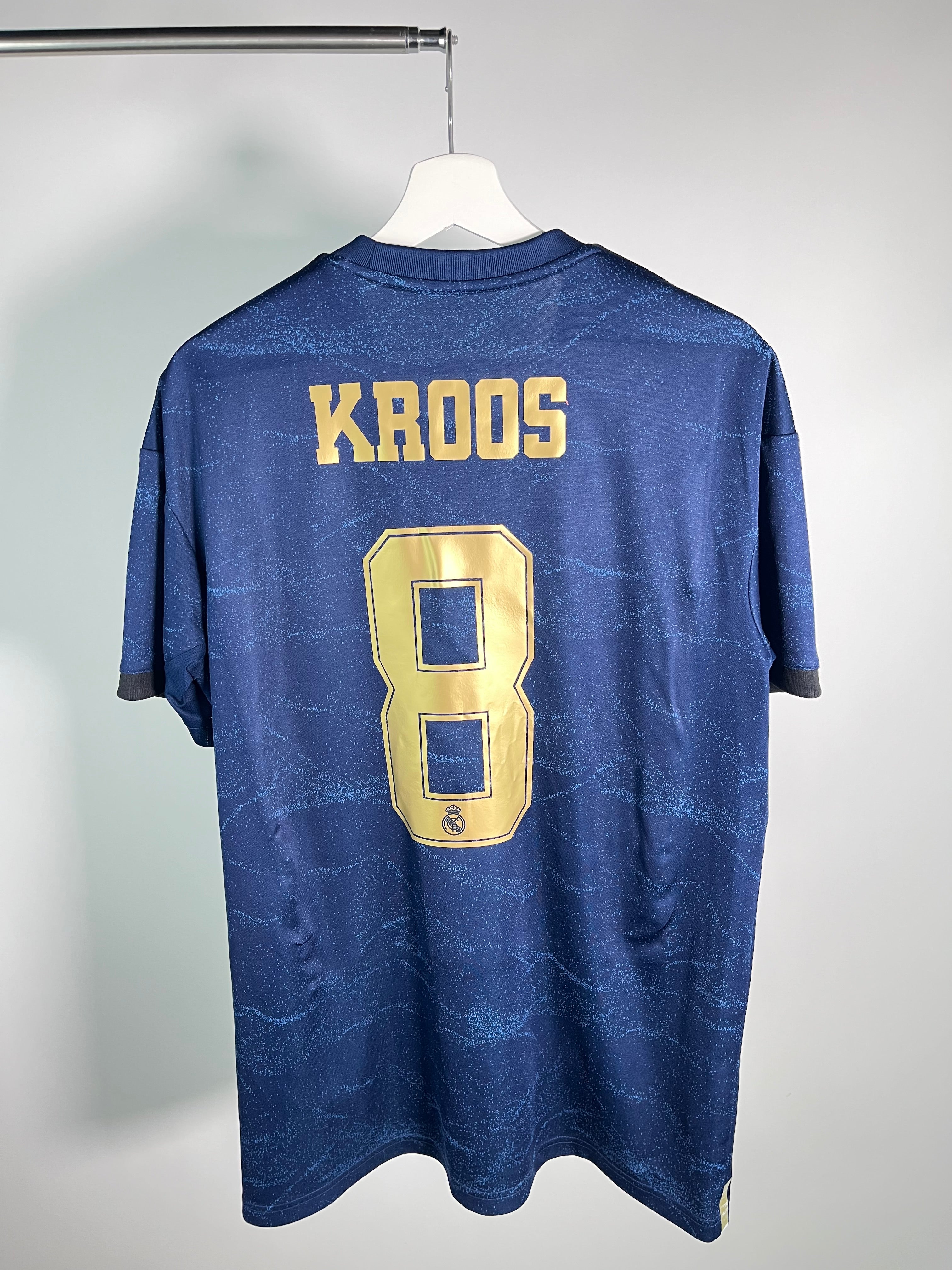 Jersey Real Madrid Visita 2019 2020 Toni Kroos (L)