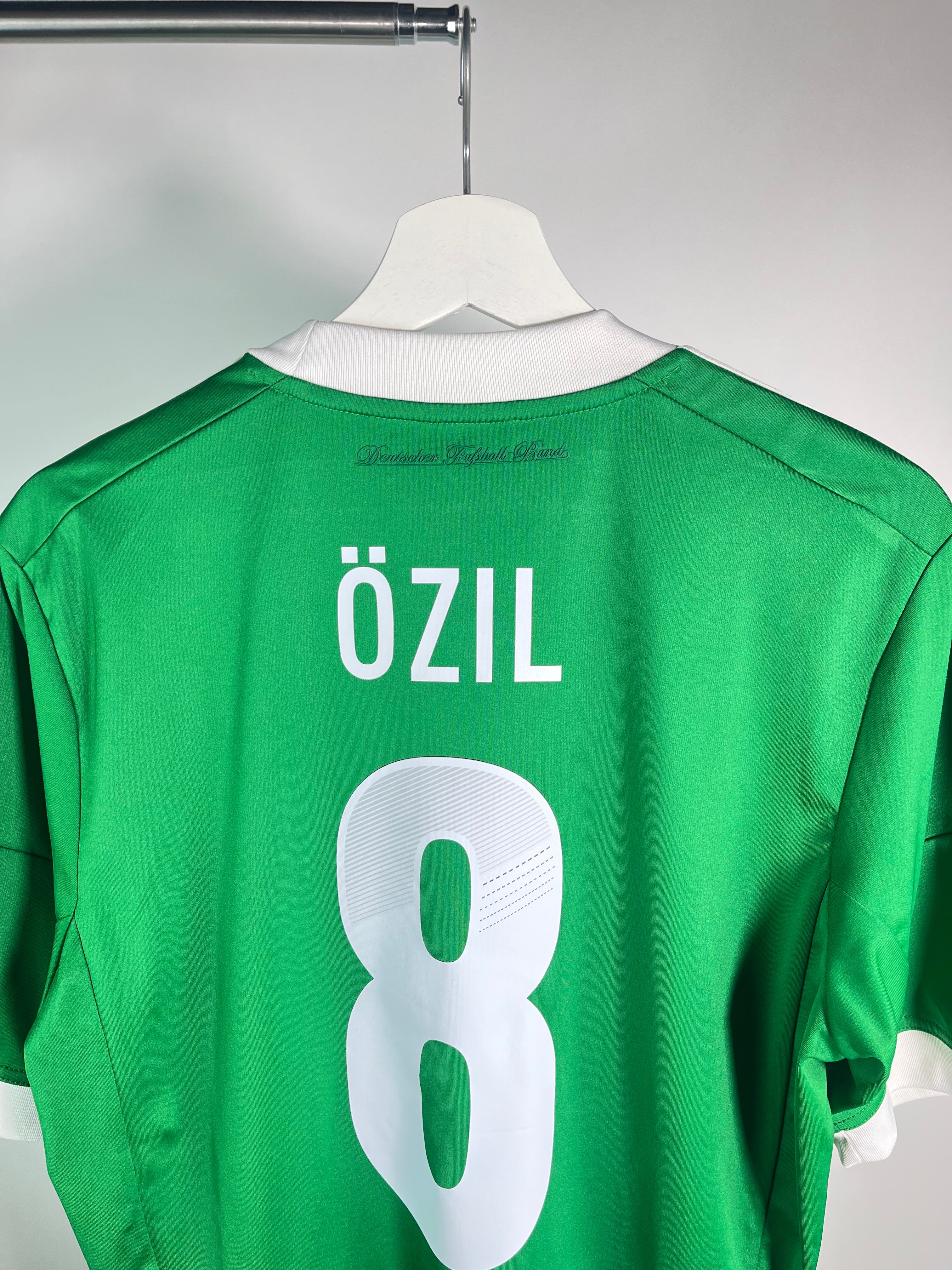 Jersey Alemania Visita 2012 2014 Mesut Özil (M)