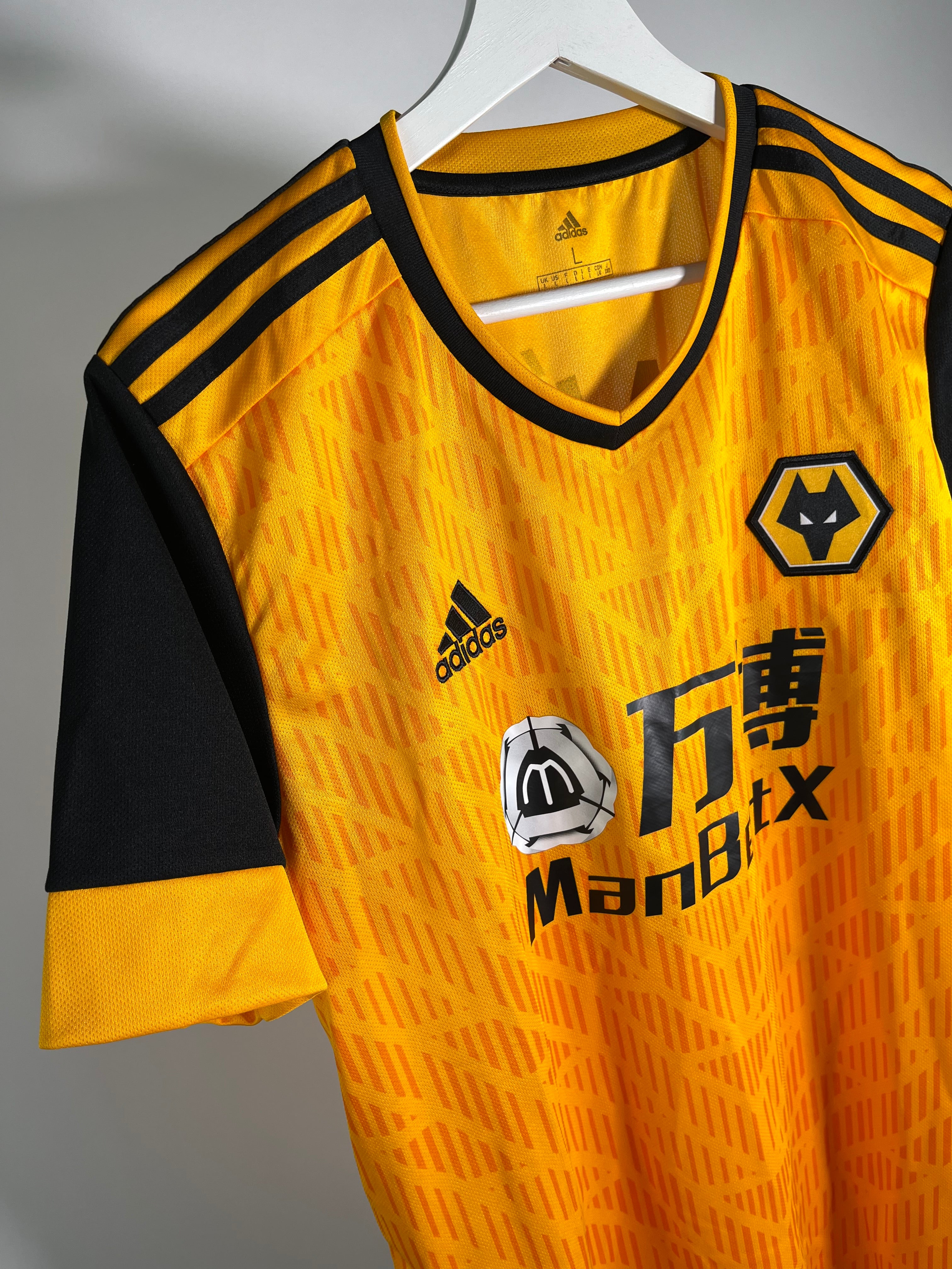 Jersey Wolverhampton Local 2020 2021 Raúl Jiménez (L)