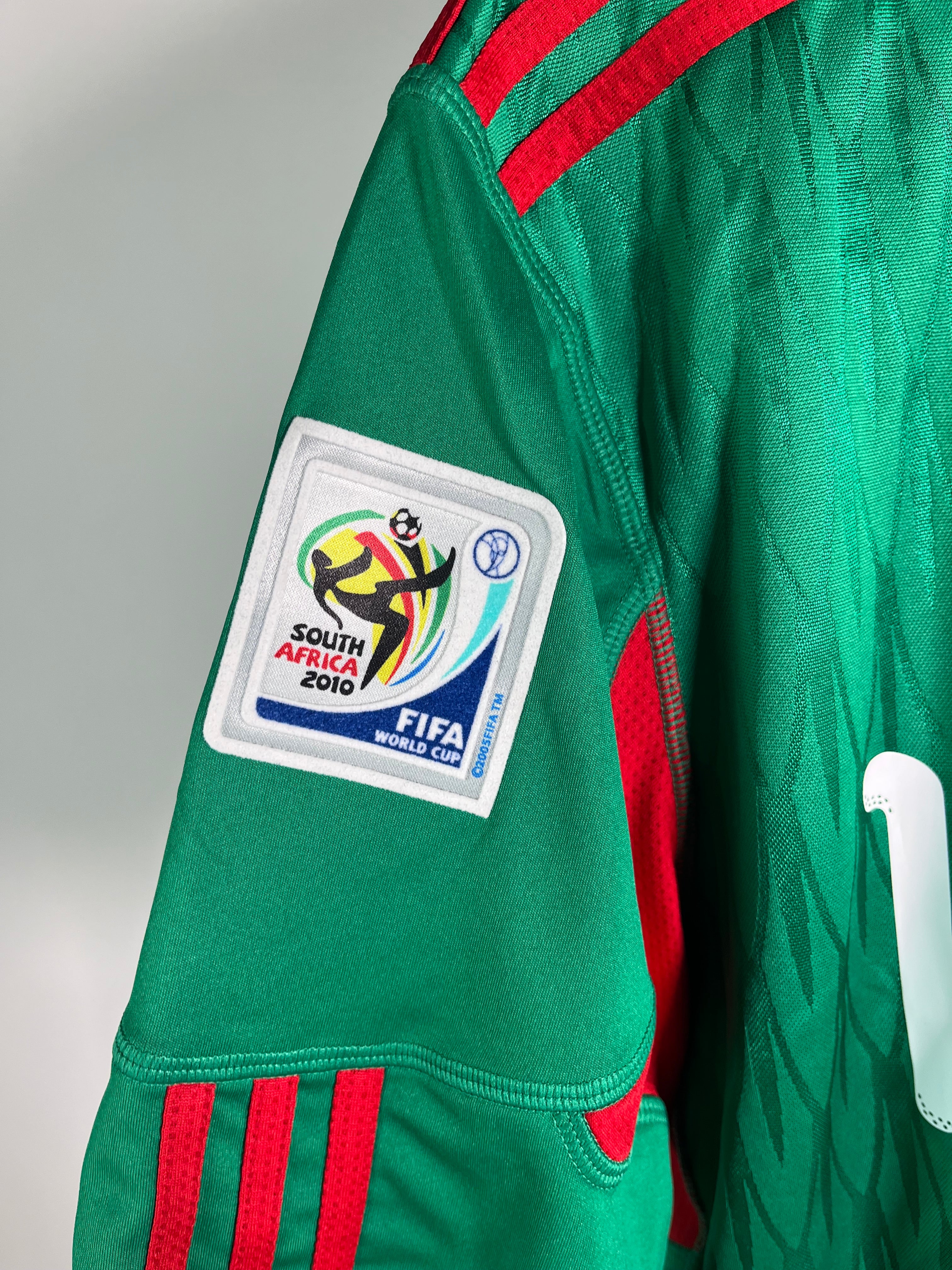 Jersey México Local 2010 2011 *Match Detail vs Francia* Javier Hernández (L)