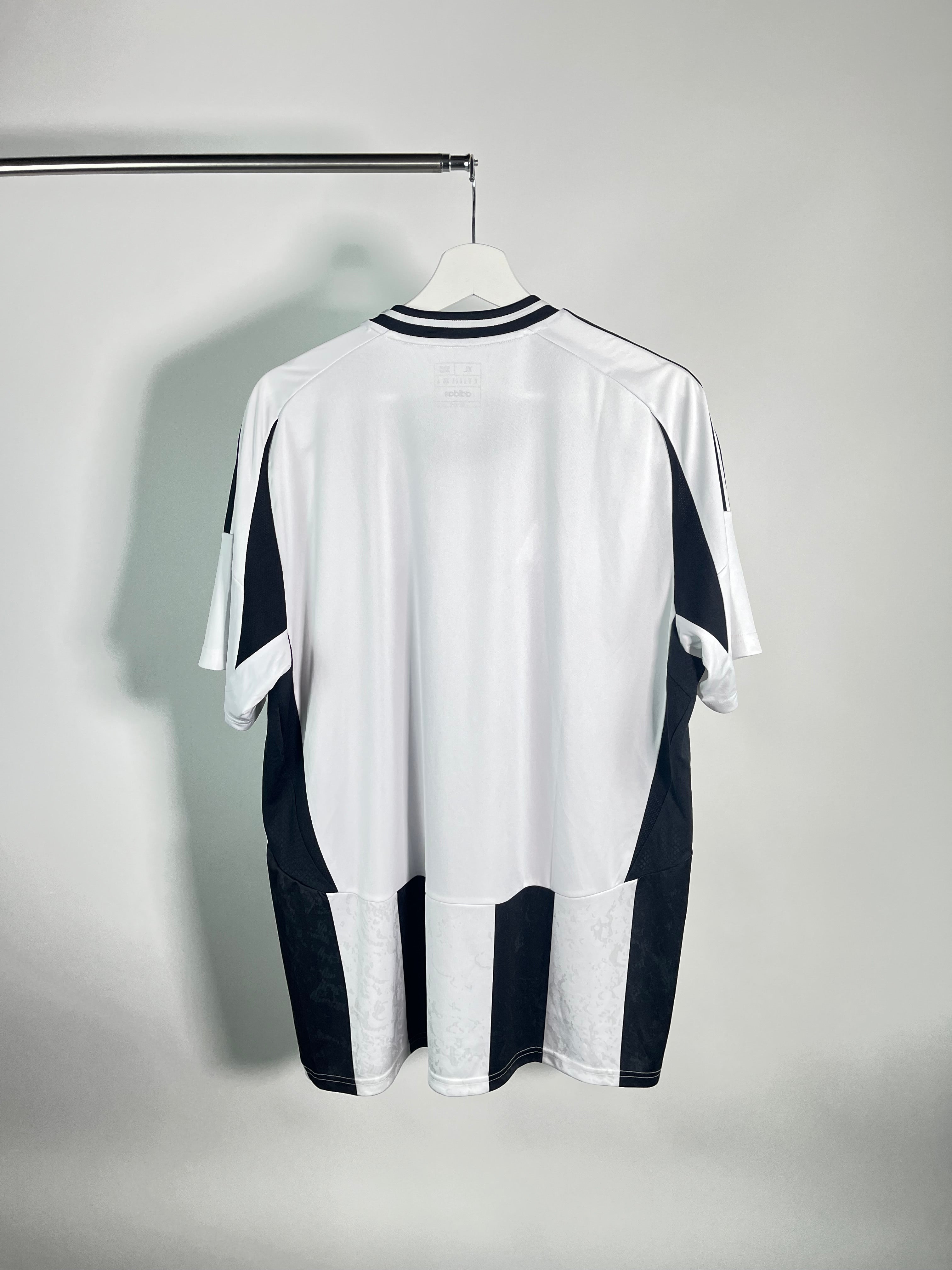 Jersey Juventus Local 2024 2025 *C/Etiquetas* (XL)