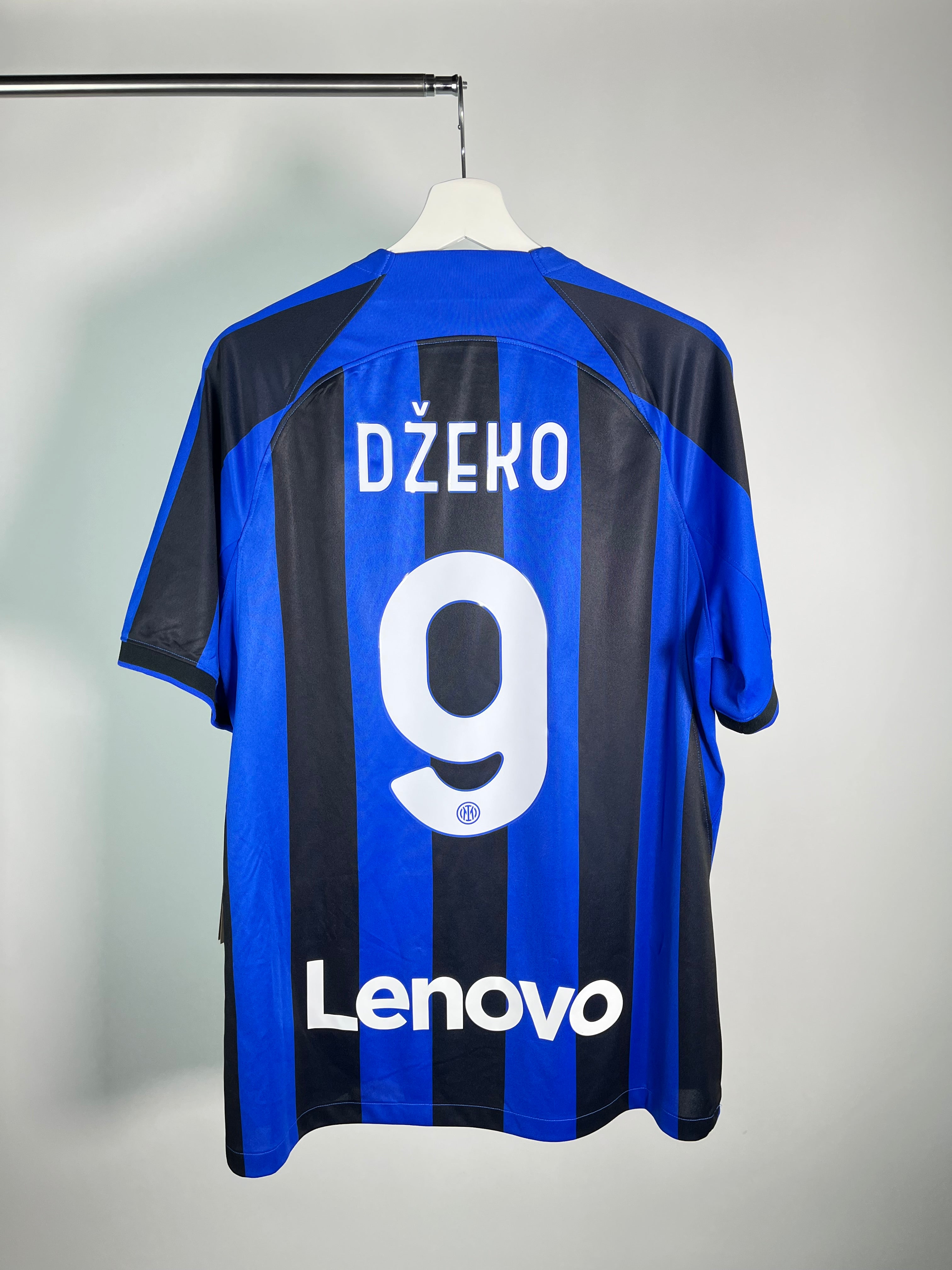 Jersey Inter de Milan Local 2022 2023 Edin Dzeko *C/Etiquetas* (L)