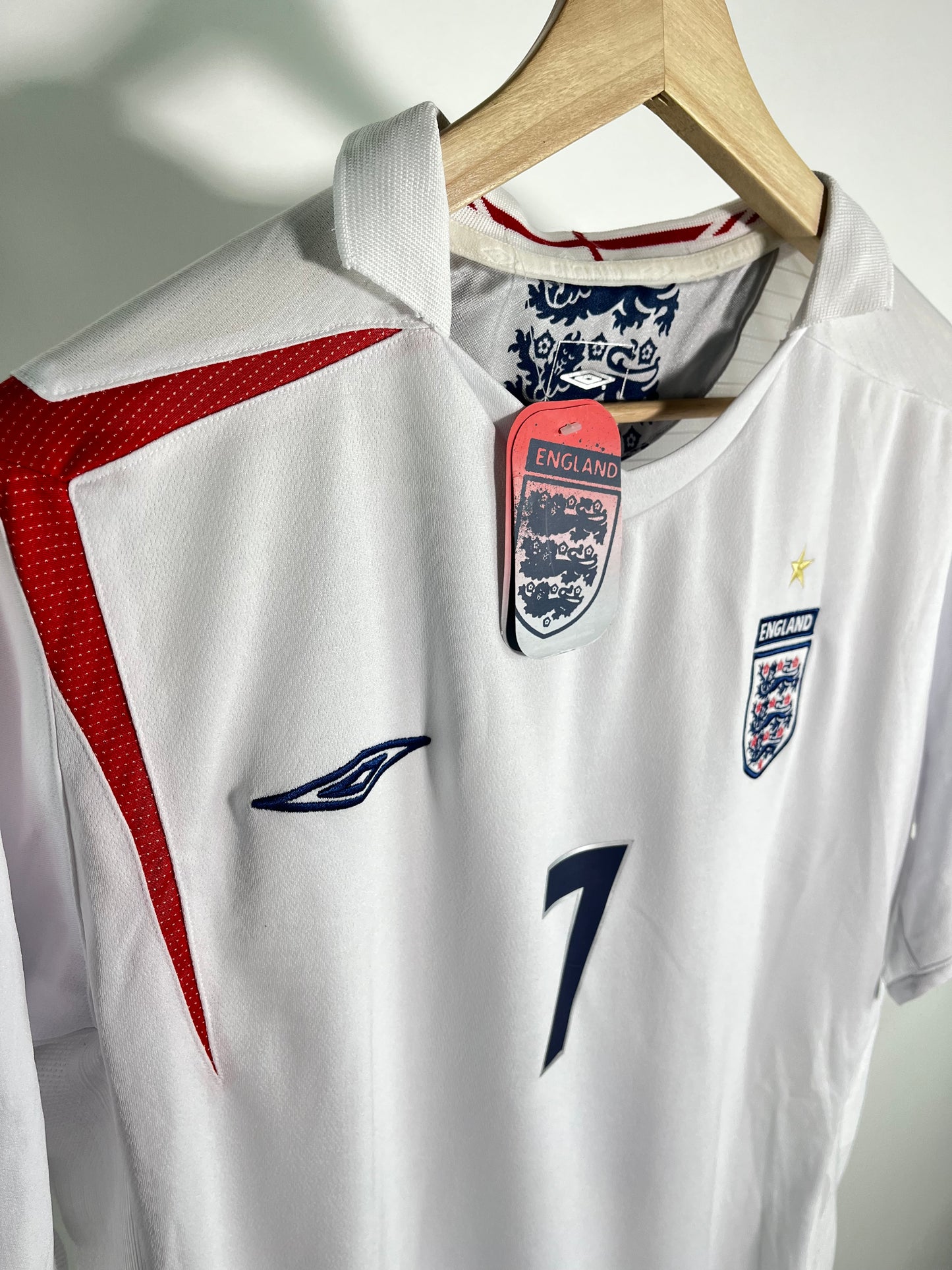 Jersey Inglaterra Local 2006 2008 *C/Etiquetas* David Beckham (XL)