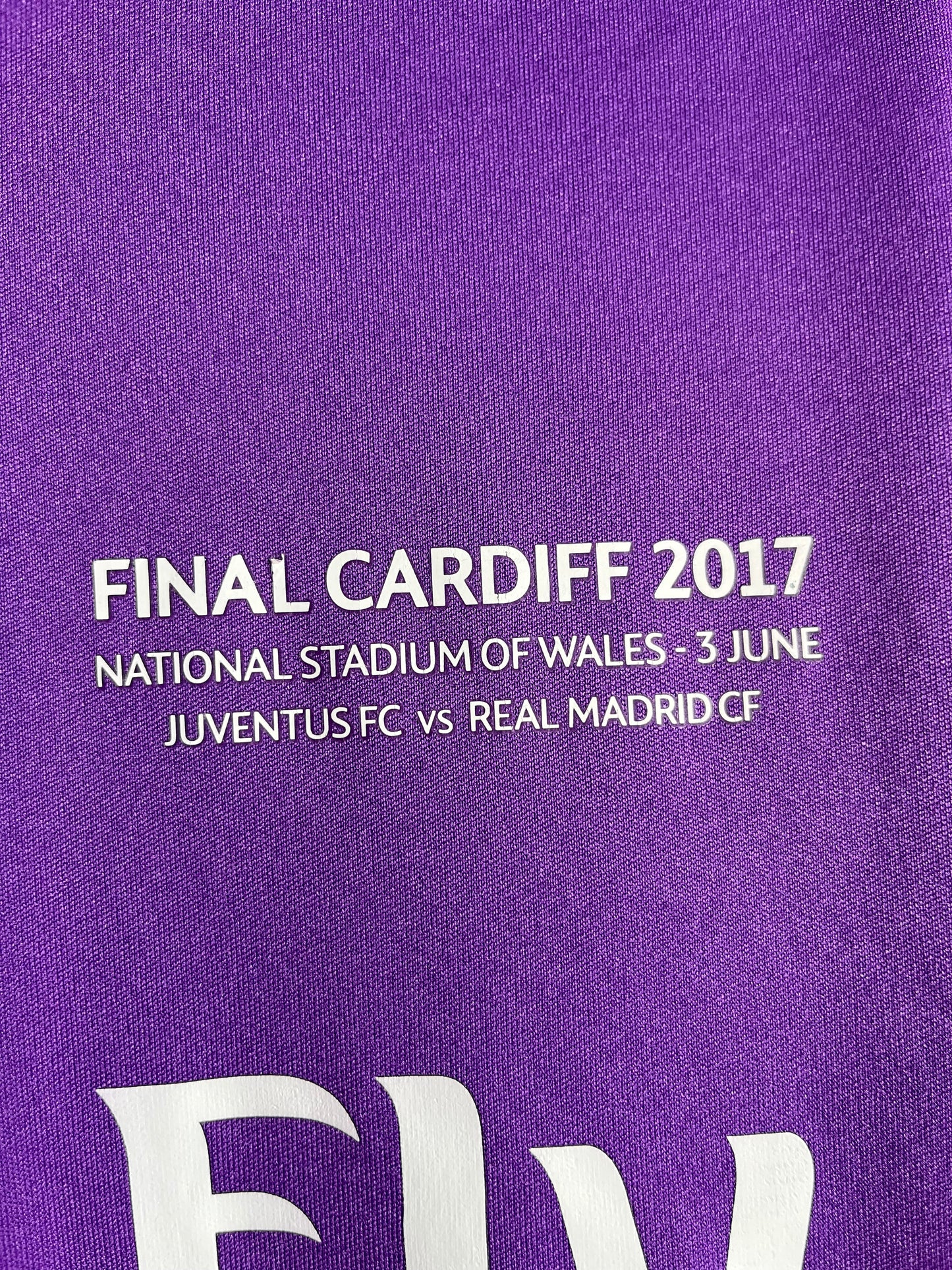 Jersey Real Madrid Visita 2016 2017 *Final Champions League* Manga Larga Cristiano Ronaldo (XL)