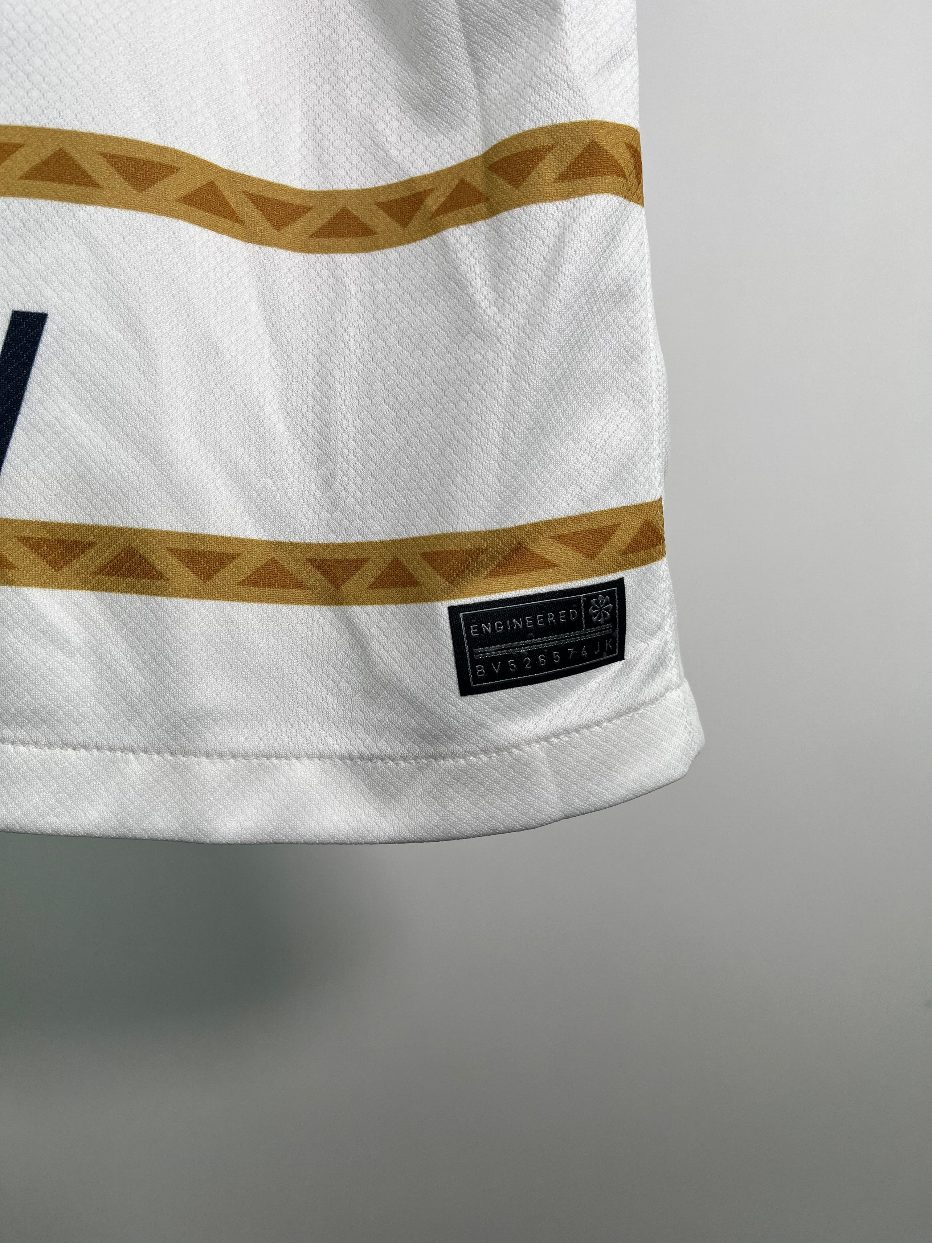 Jersey Pumas Local 2024 2025 César “Chino” Huerta *C/Etiquetas* (XL)