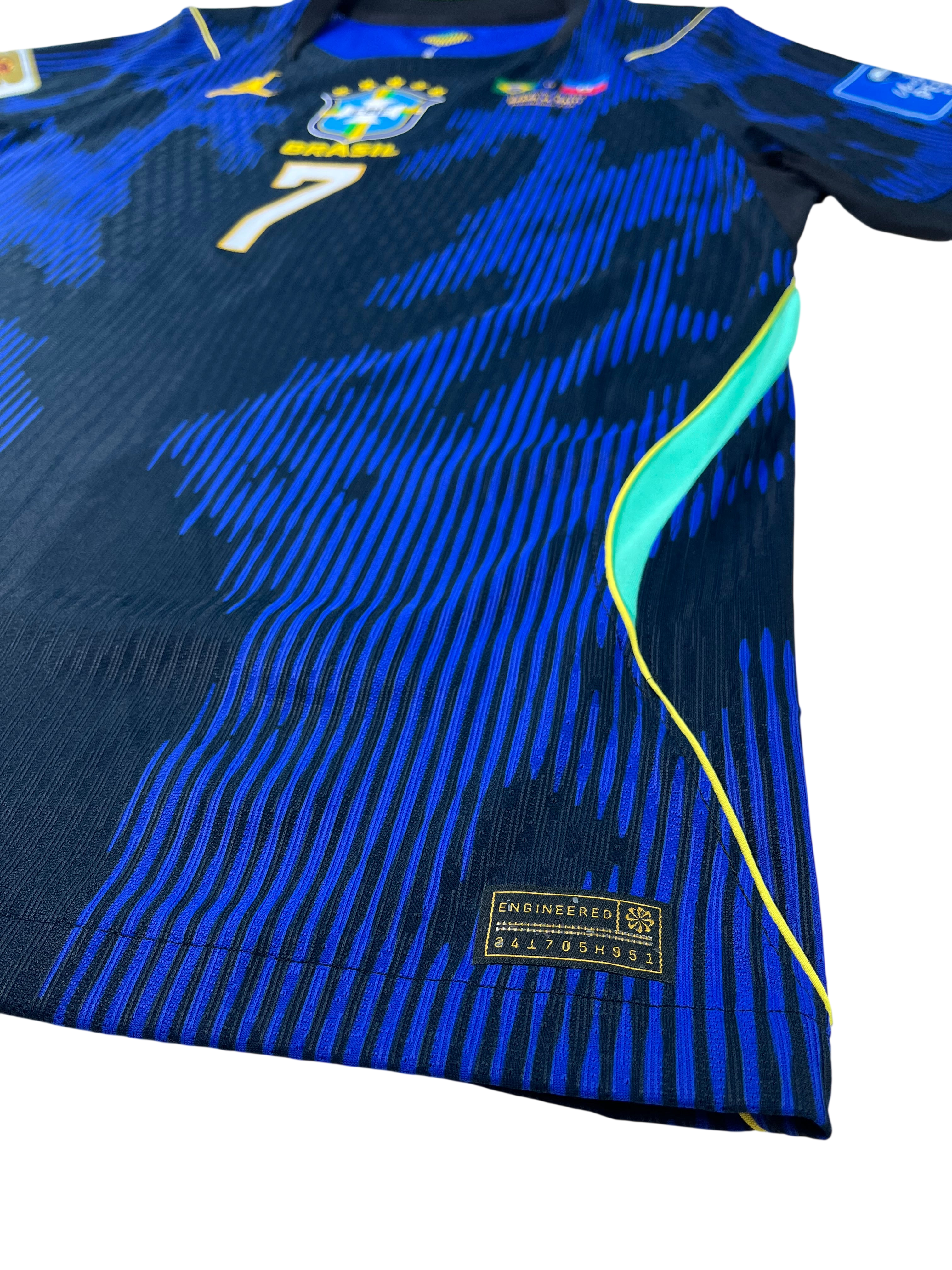Jersey Brasil Visita 2026 2027 Versión Jugador *Match Detail vs Haití* Vinicius Júnior (M)