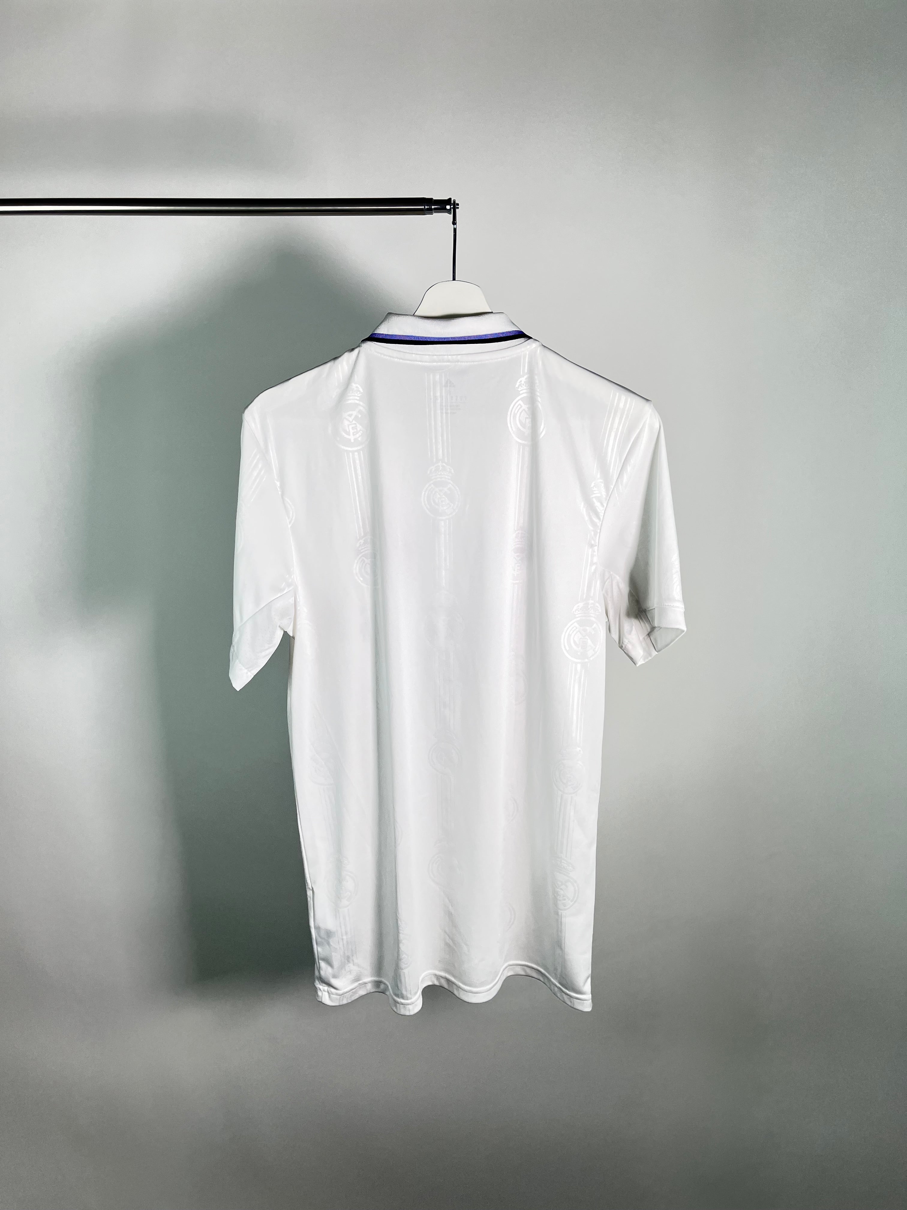 Jersey Real Madrid Local 2022 2023 (S)