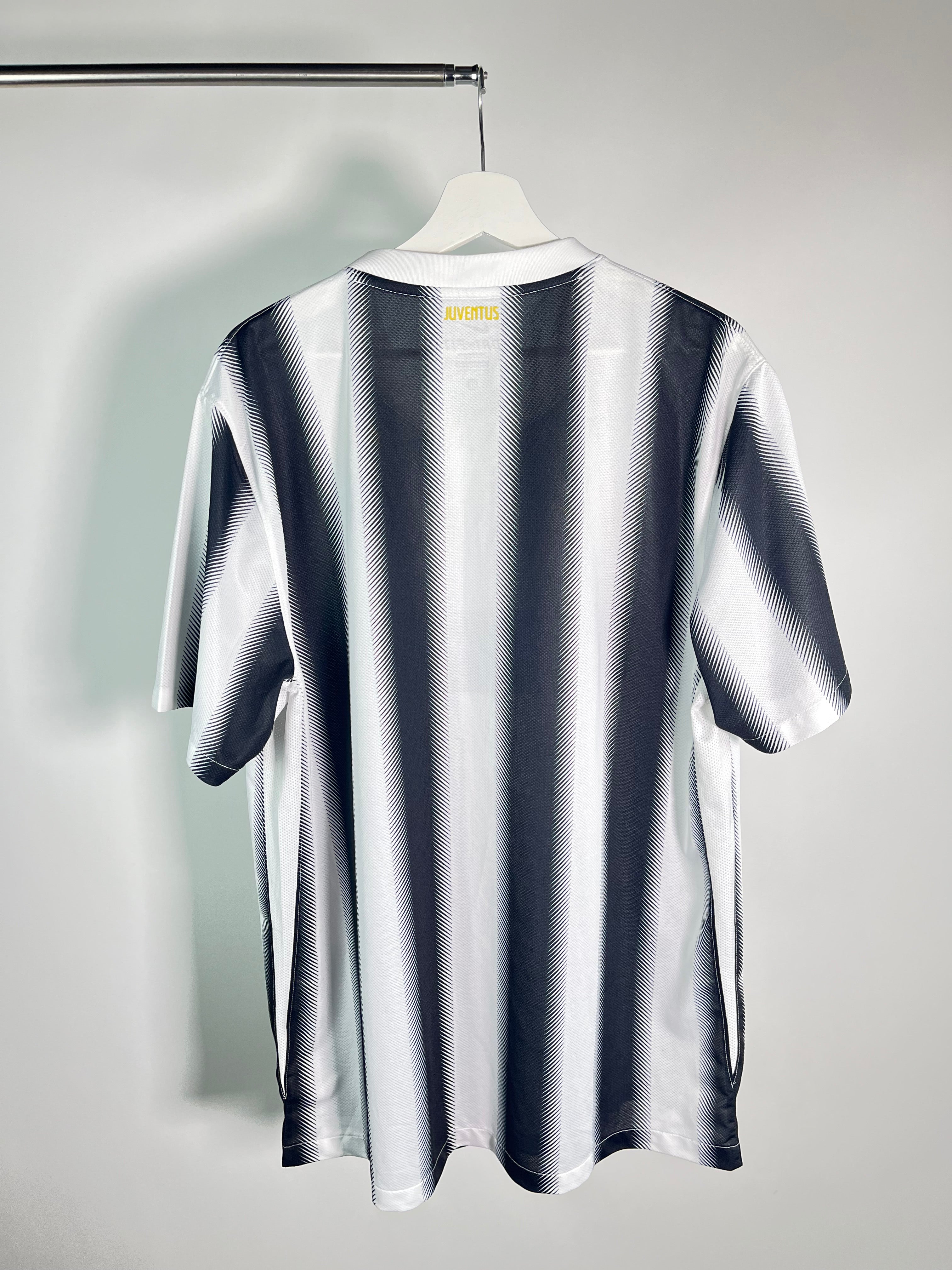 Jersey Juventus Local 2011 2012 (XL)