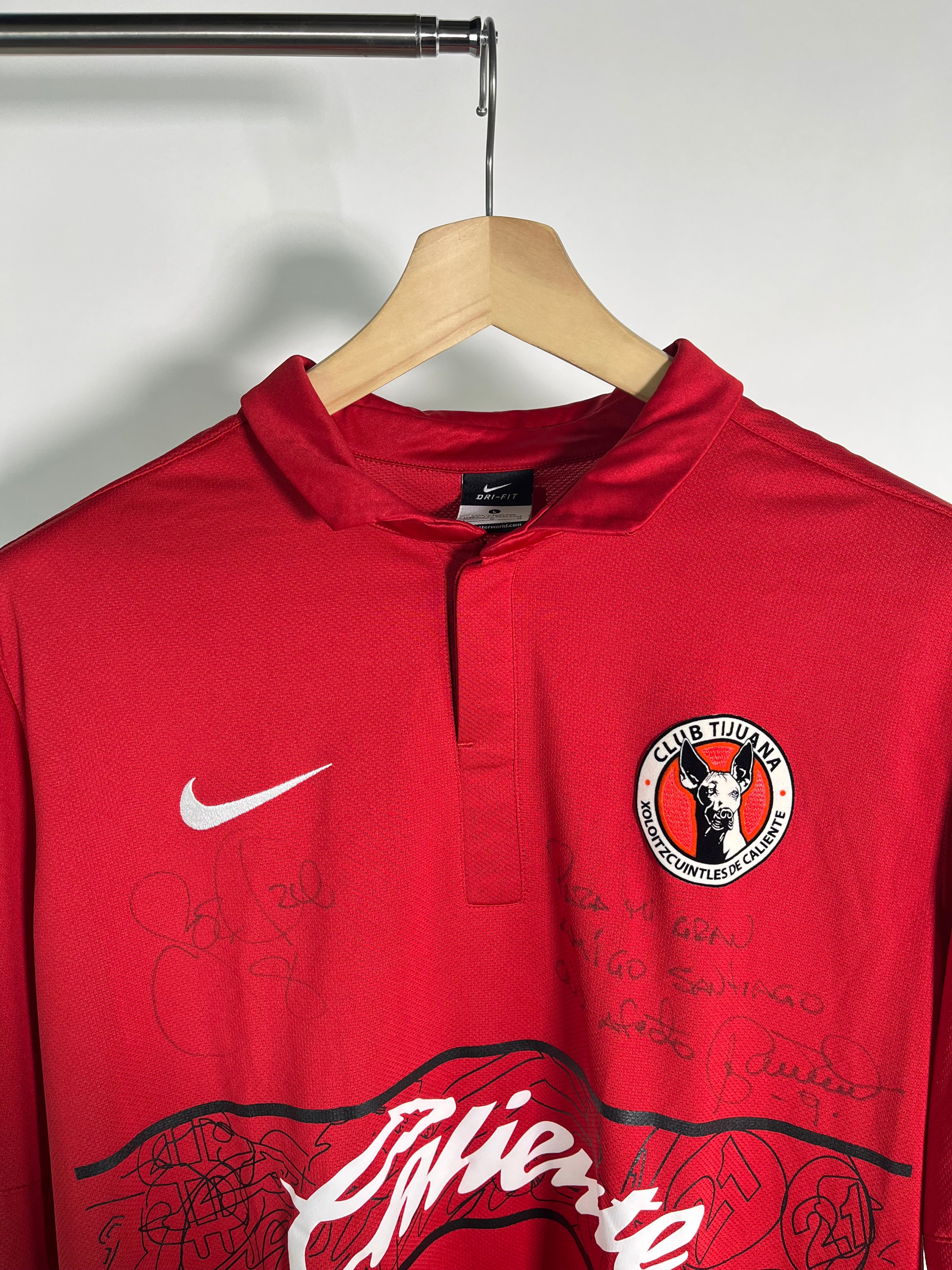 Jersey Xolos Local 2013 2014 Match Worn Autografiado Alfredo Moreno (L)