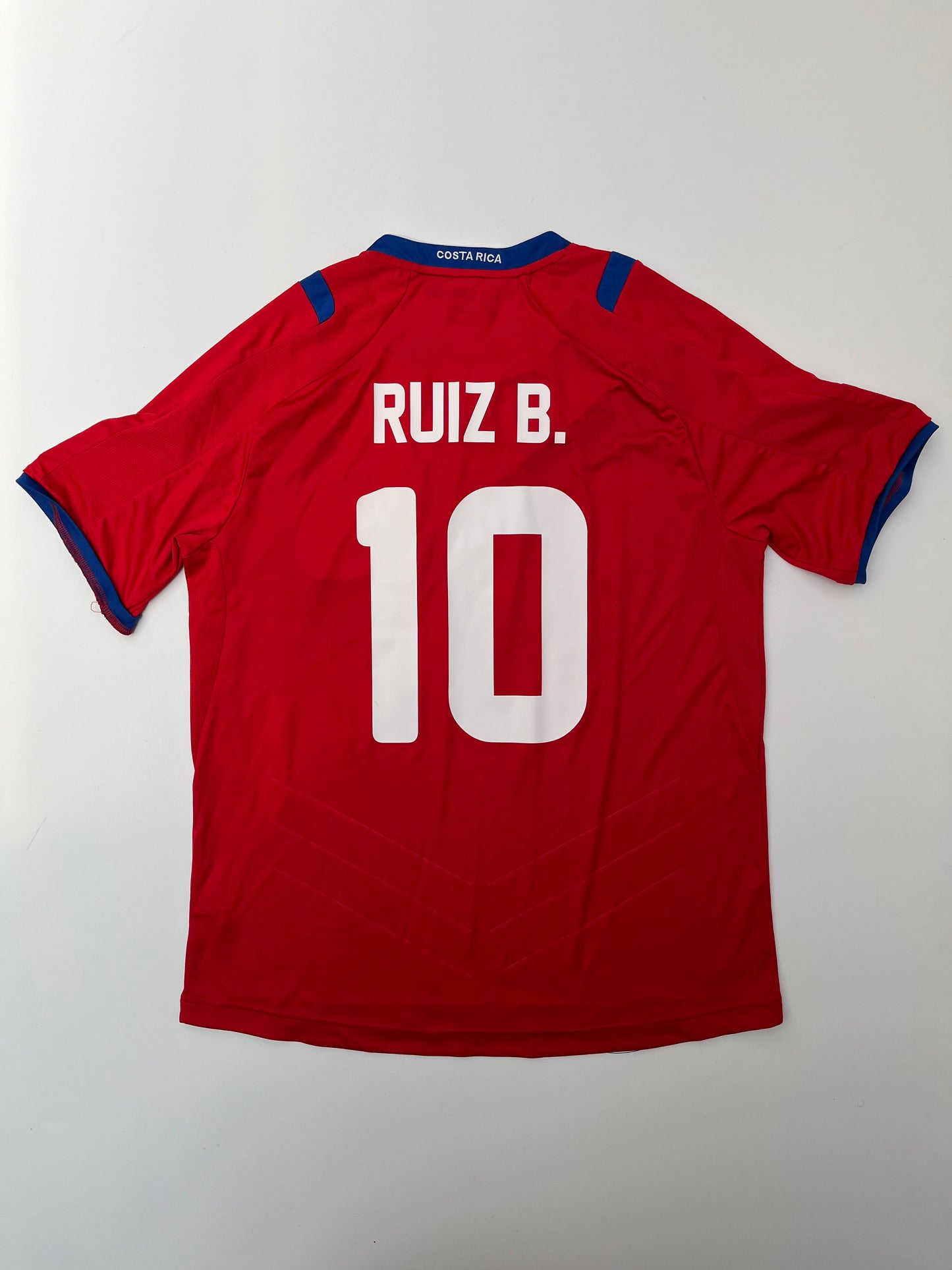 Jersey Costa Rica Local 2014 2015 Bryan Ruiz (L)