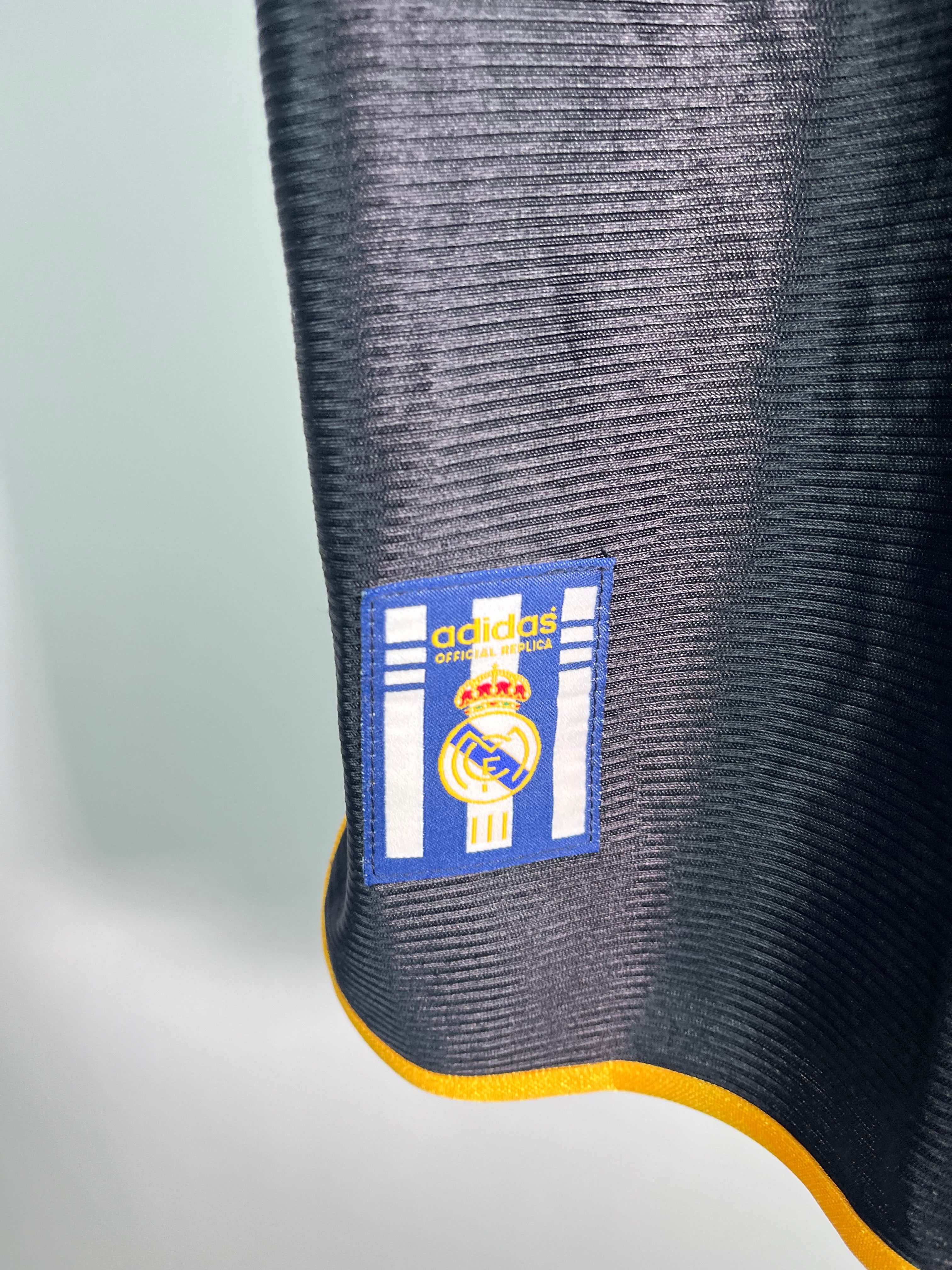 Jersey Real Madrid Visita 1999 2000 Roberto Carlos (L)