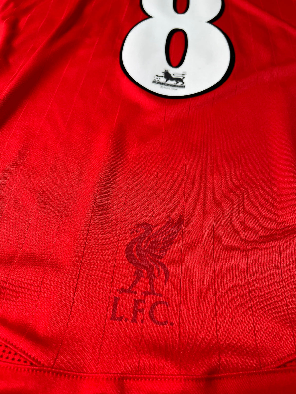 Jersey Liverpool Local 2006 2008 Steven Gerrard (L)