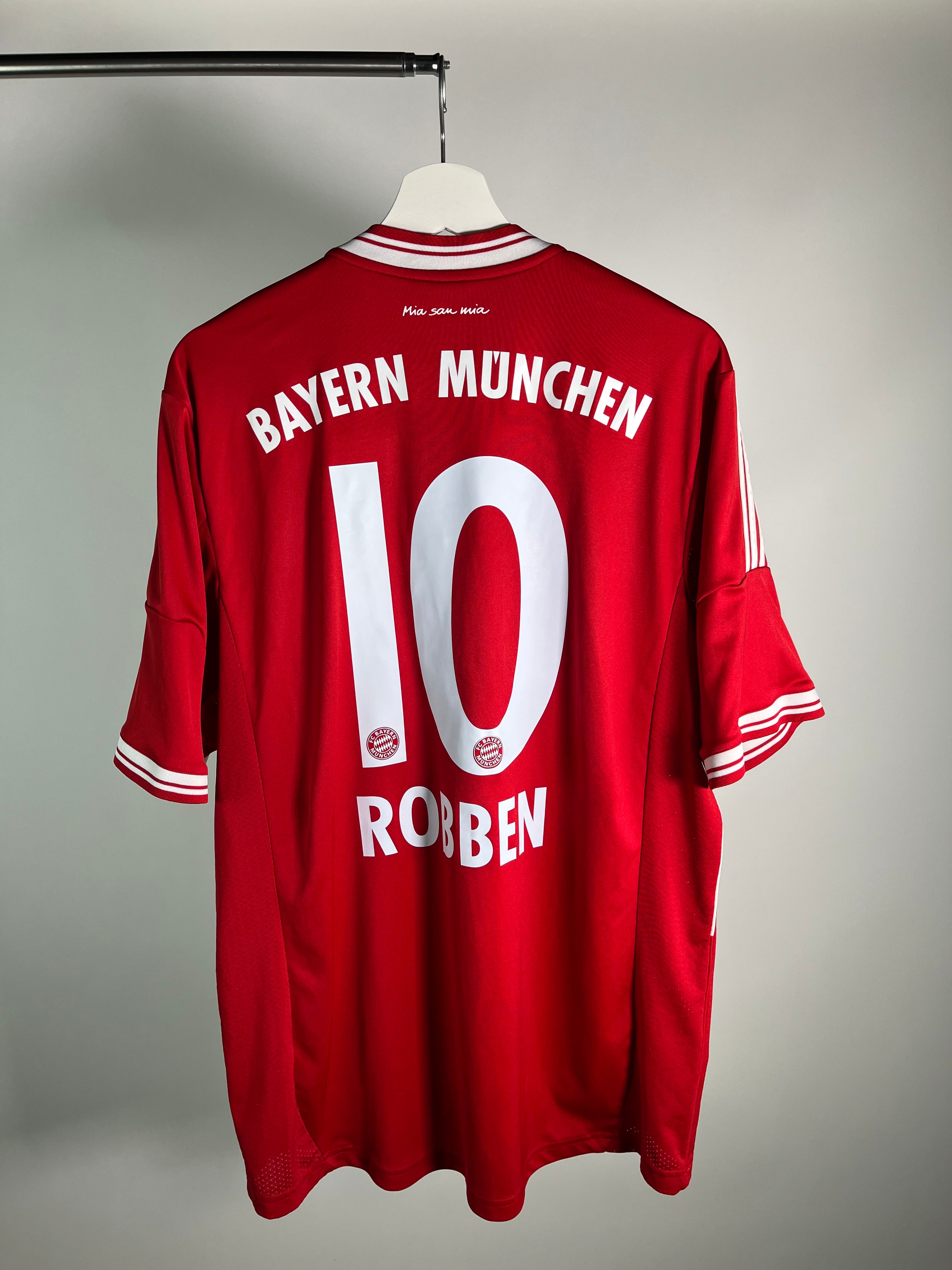 Jersey Bayern Munich Local 2013 2014 Arjen Robben (XL)