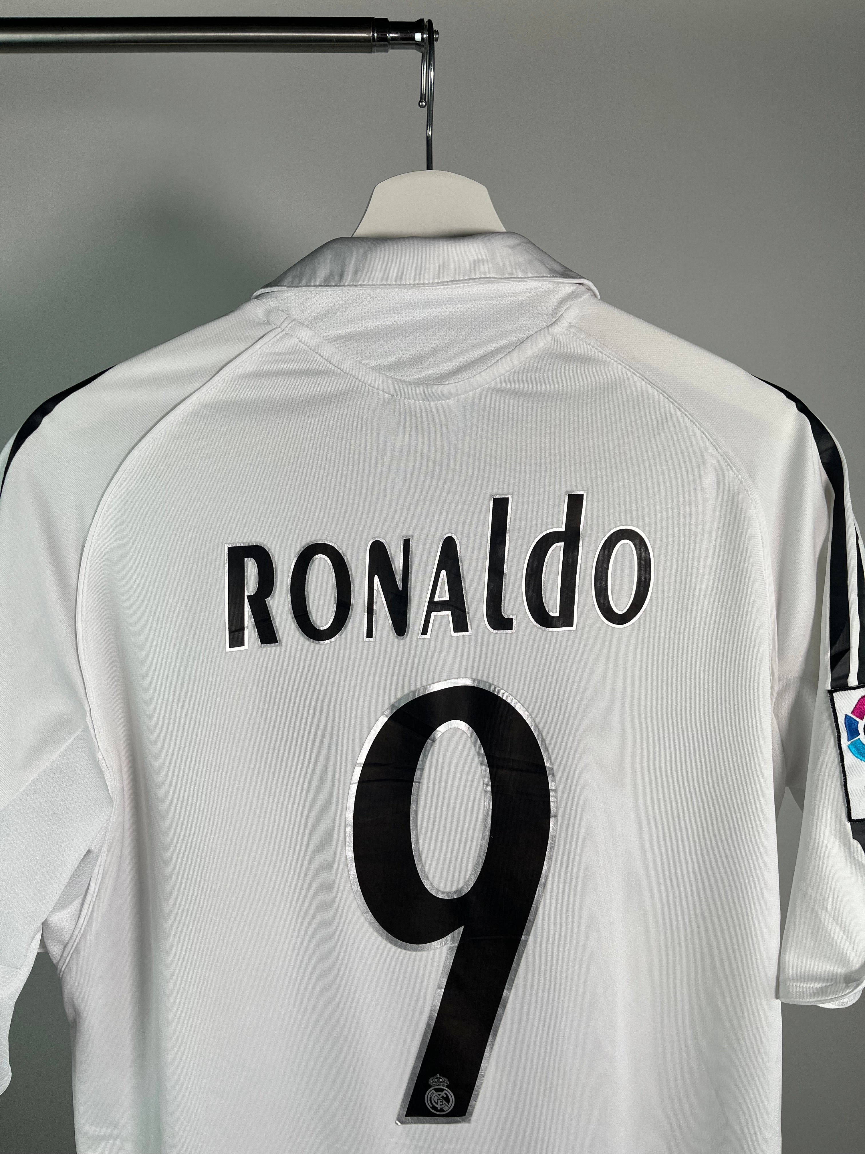 Jersey Real Madrid Local 2005 2006 Ronaldo Nazário (S)