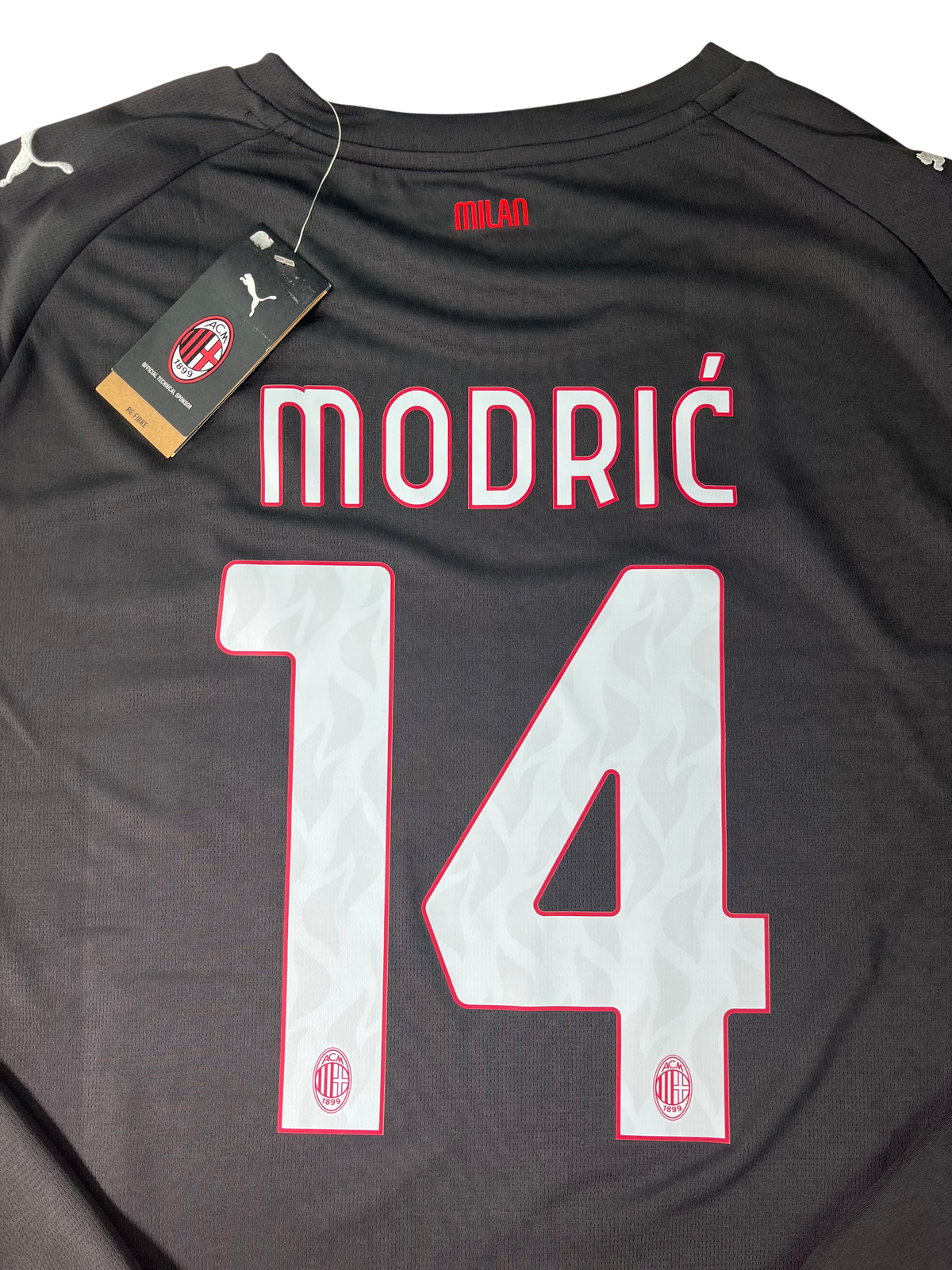 Jersey AC Milan Local 2025 2026 Manga Larga Luka Modrić *C/Etiquetas* (XXL)