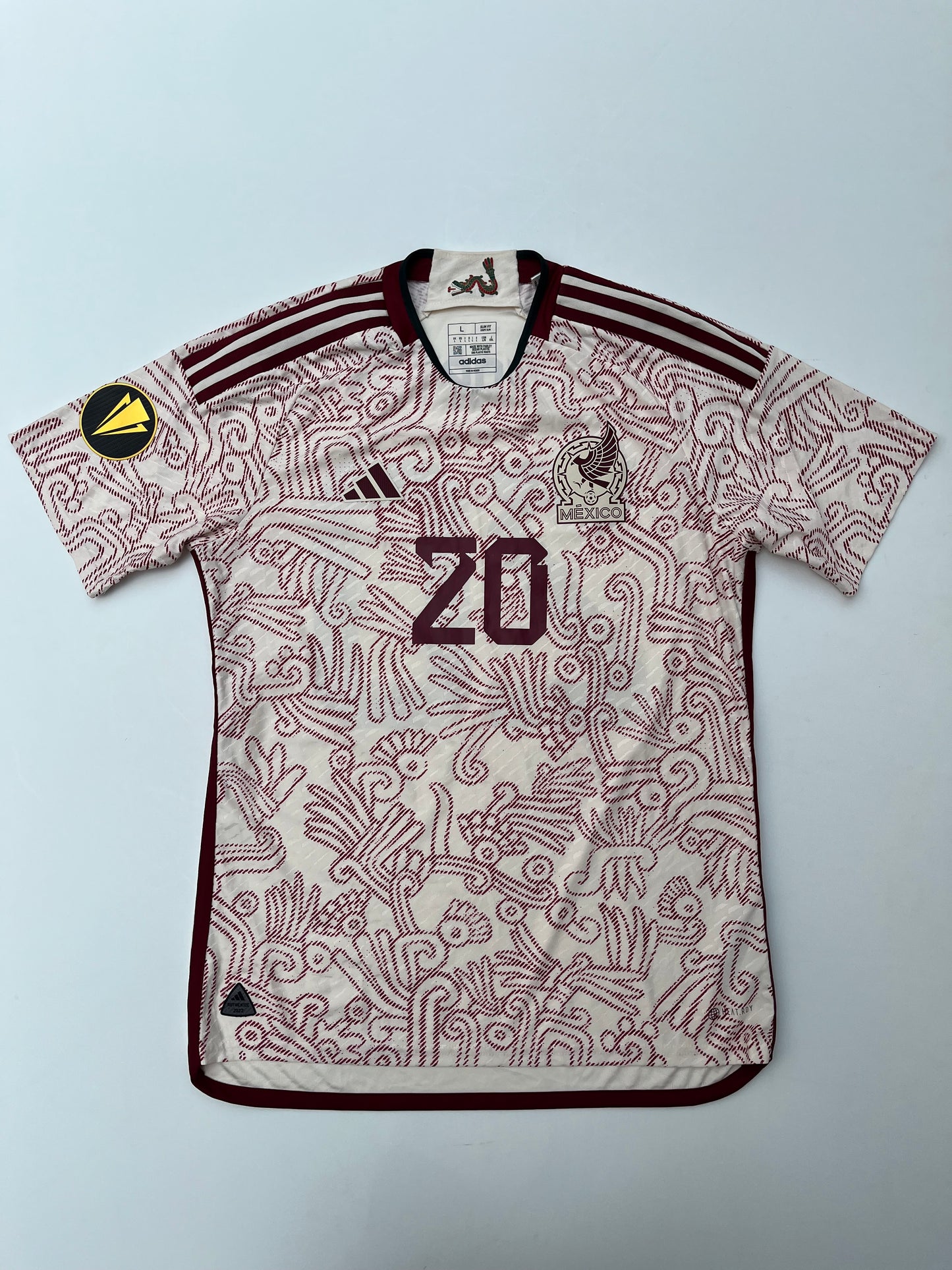 Jersey México Visita 2022 2023 Versión Jugador Henry Martín (L)