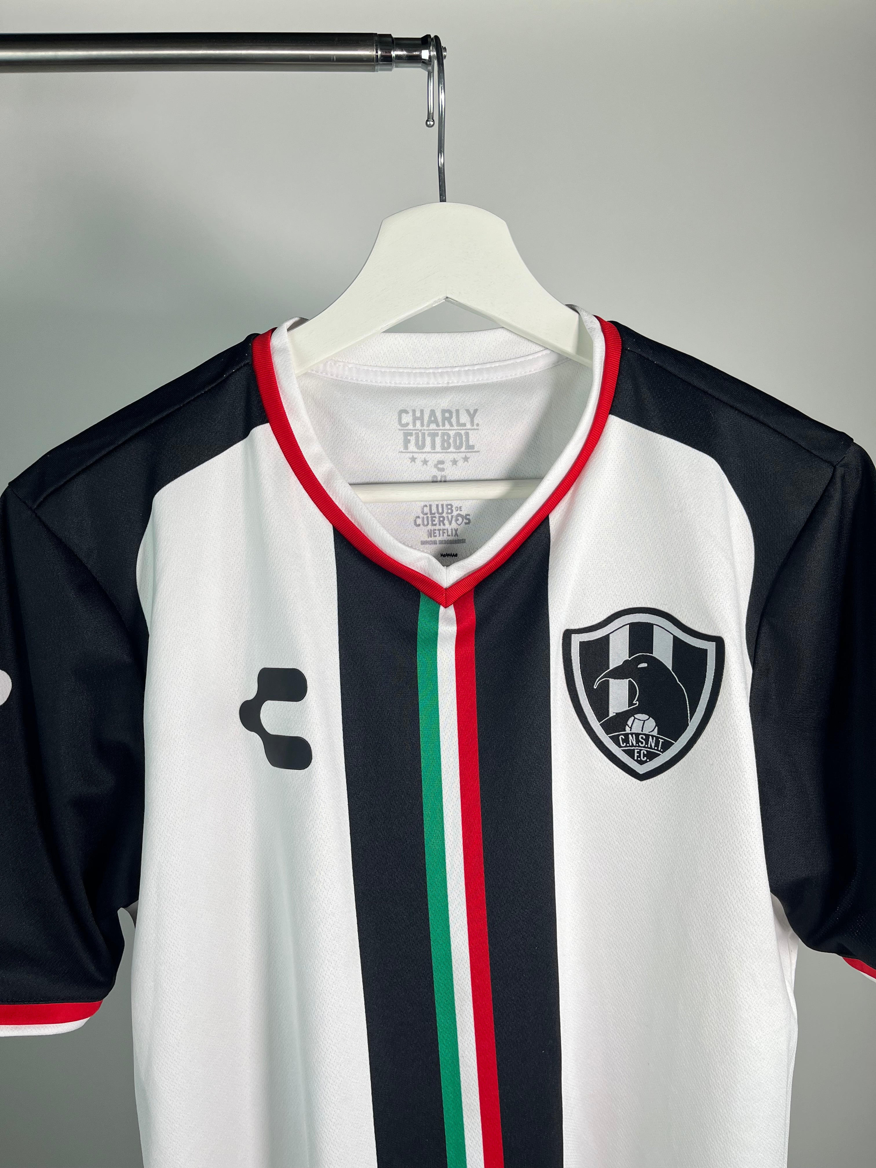Jersey Club de Cuervos Local 2018 (L)