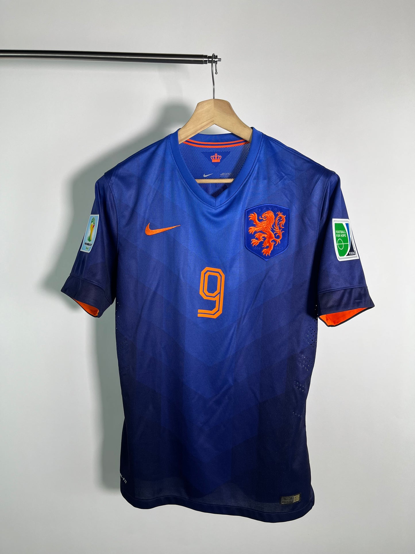 Jersey Holanda Visita 2014 2015 Versión Jugador *Mundial Brasil* Robin Van Persie (L)