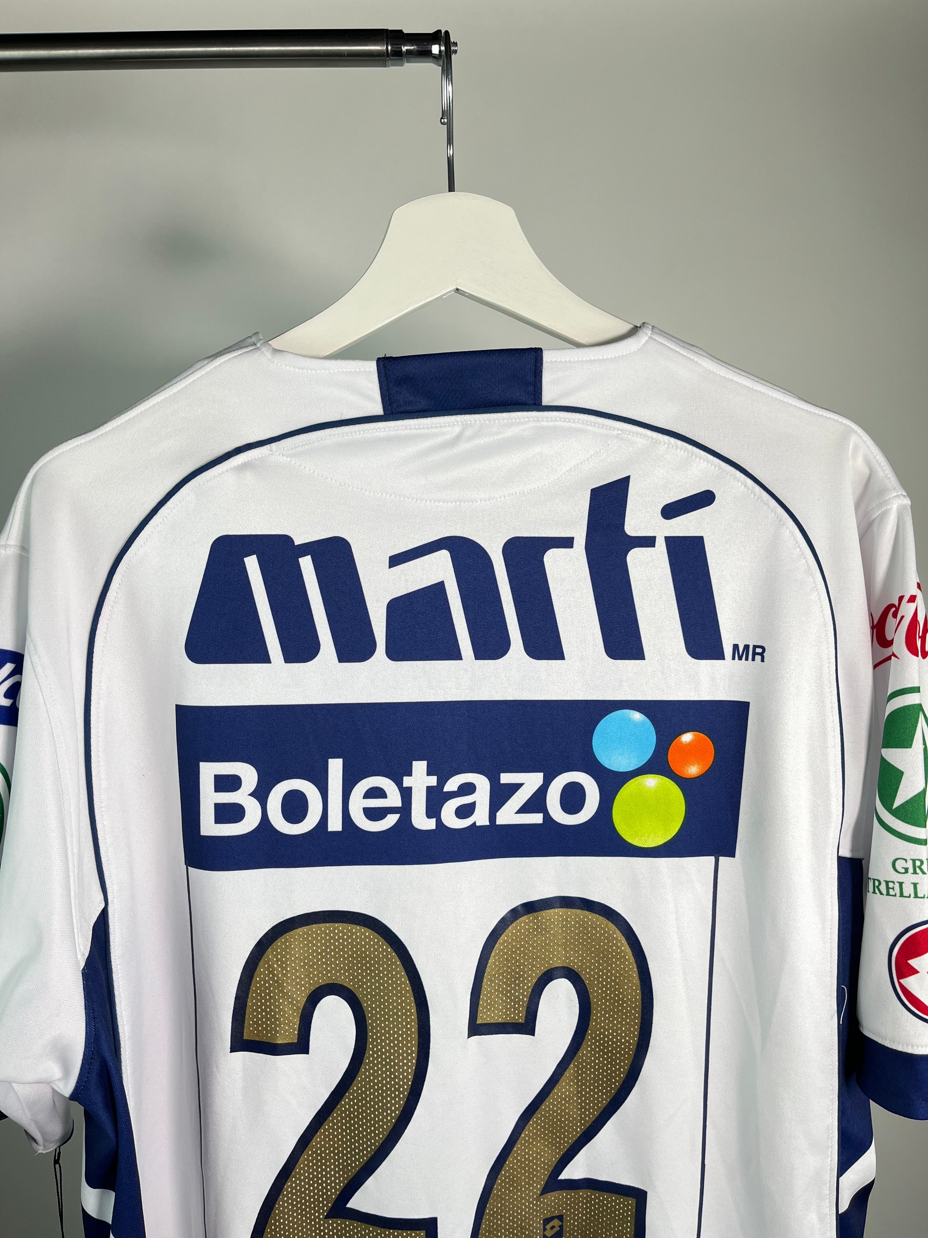 Jersey Pumas Local 2005 2006 Utilería Martín Cardetti (L)