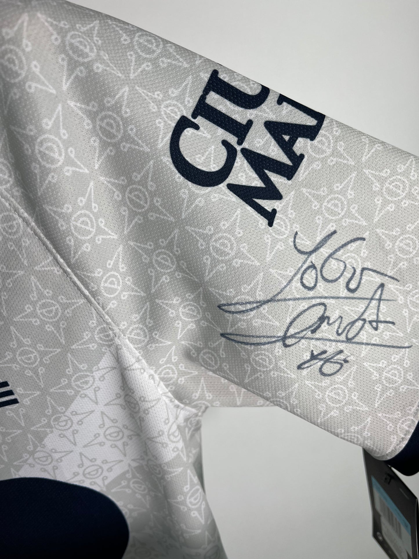 Jersey Pumas Local 2019 2020 *C/Etiquetas* Autografiada (M)