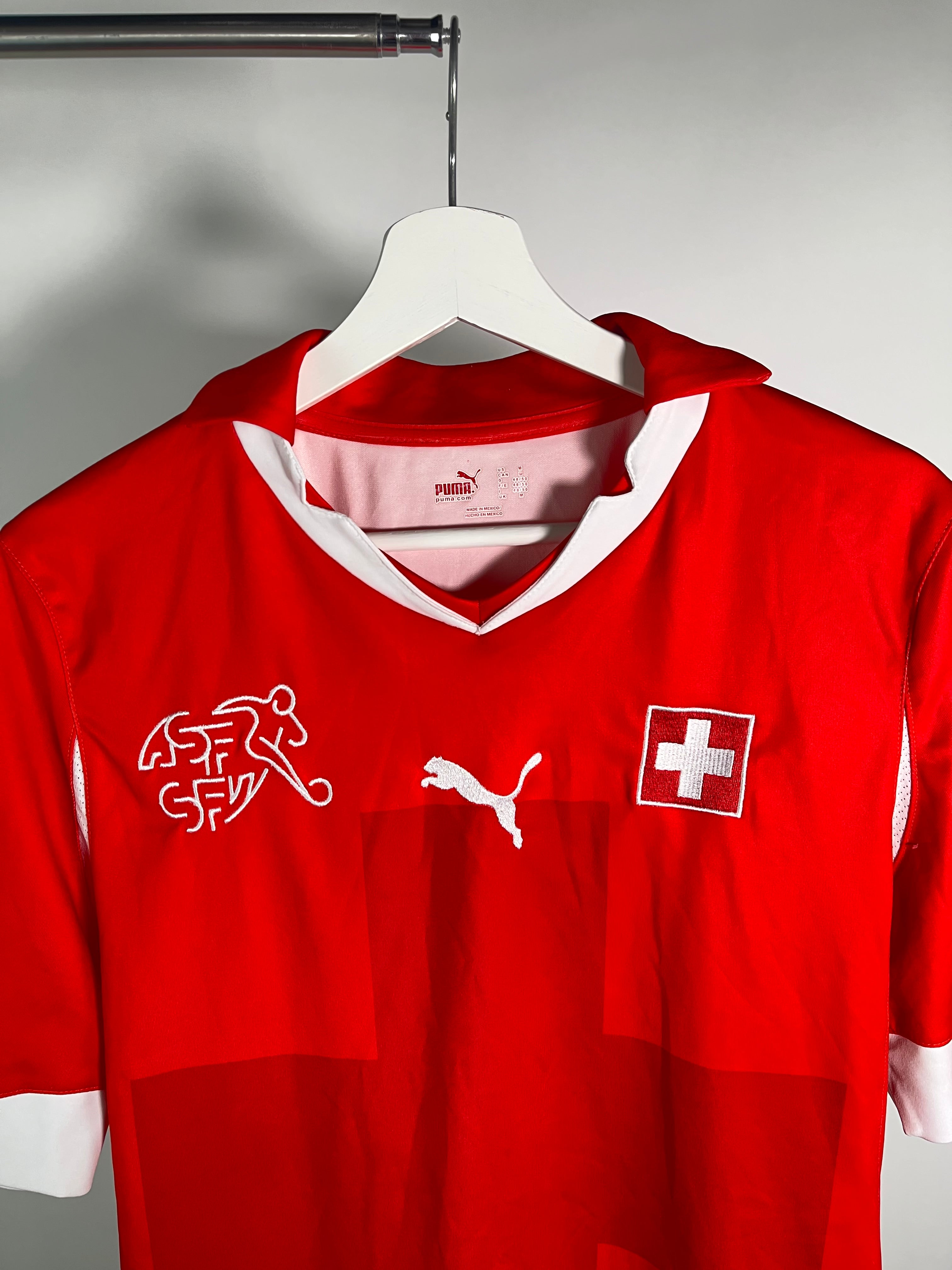 Jersey Suiza Local 2010 2012 (M)