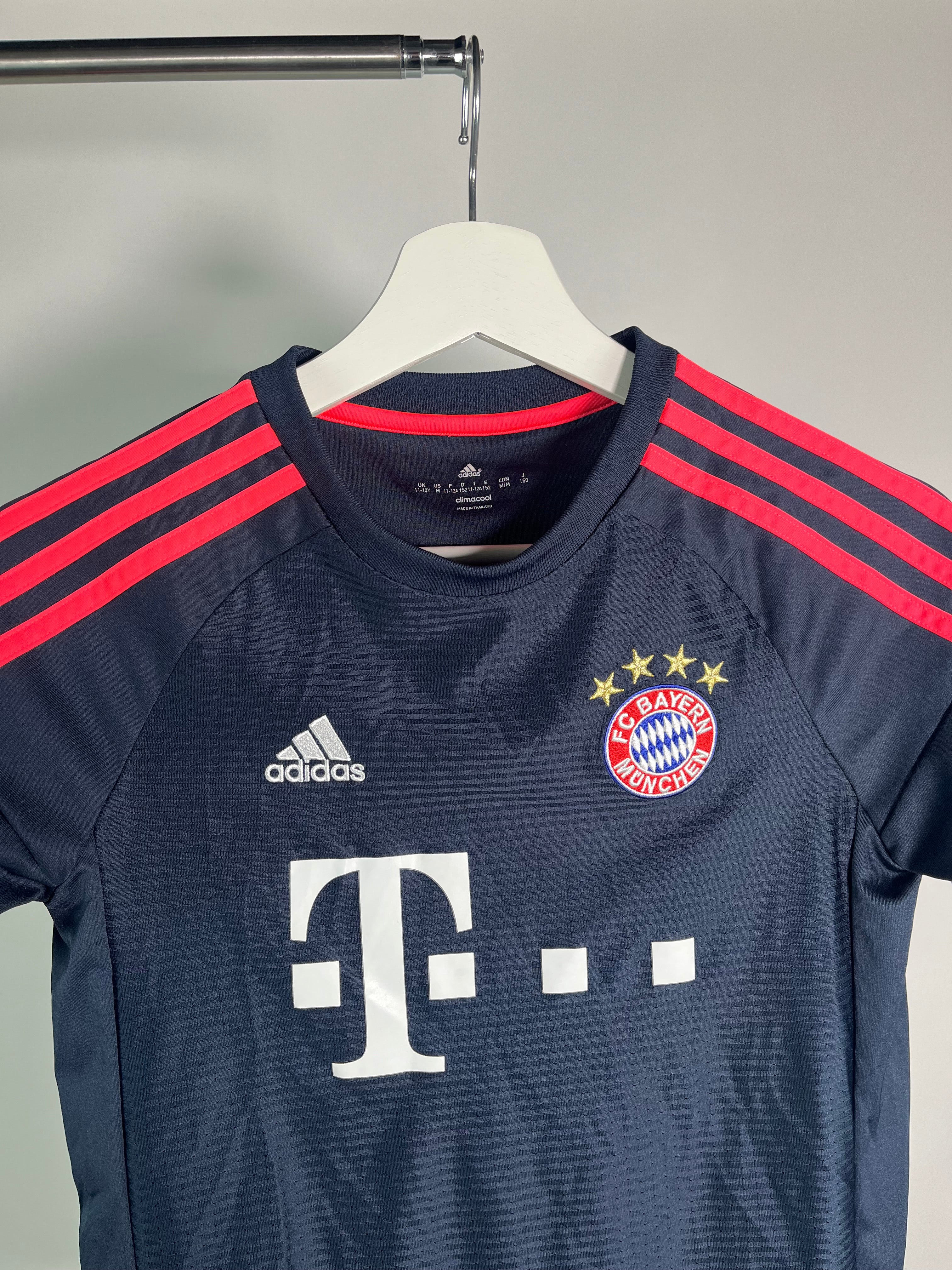 Jersey Bayern Munich Tercera 2015 2016 (M Niño)