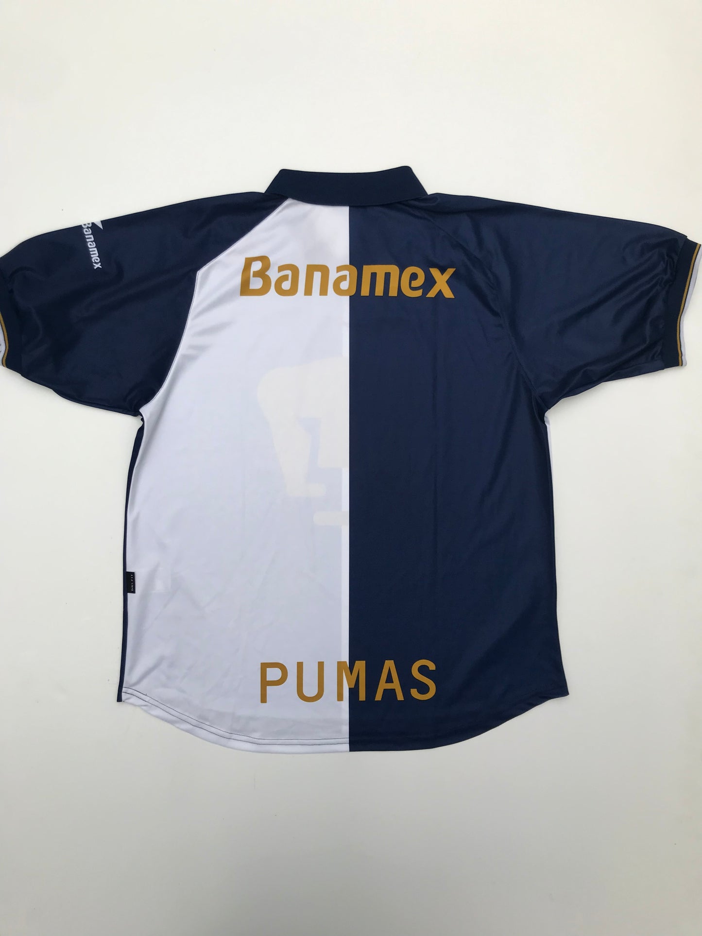 Jersey Pumas Visit 2001 2002 (L)