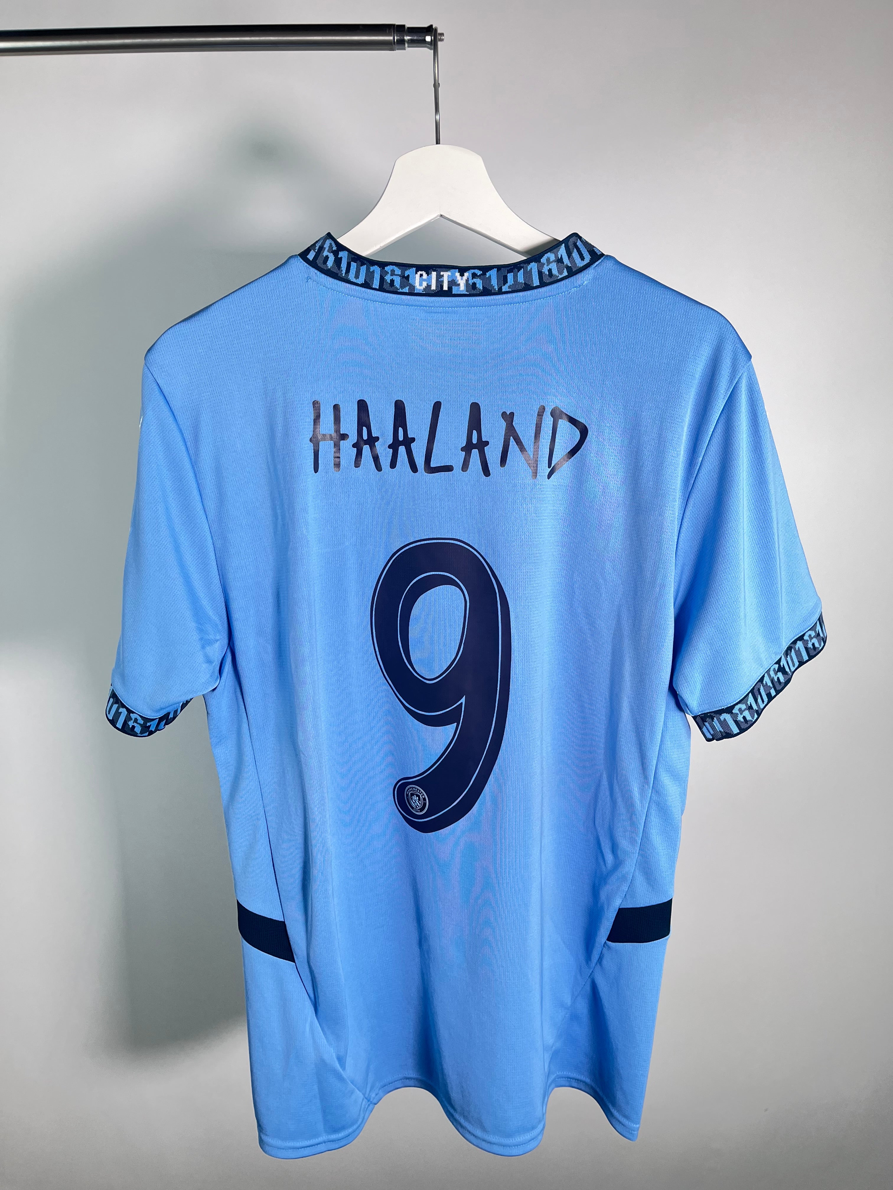 Jersey Manchester City Local 2024 2025 Erling Haaland (M)