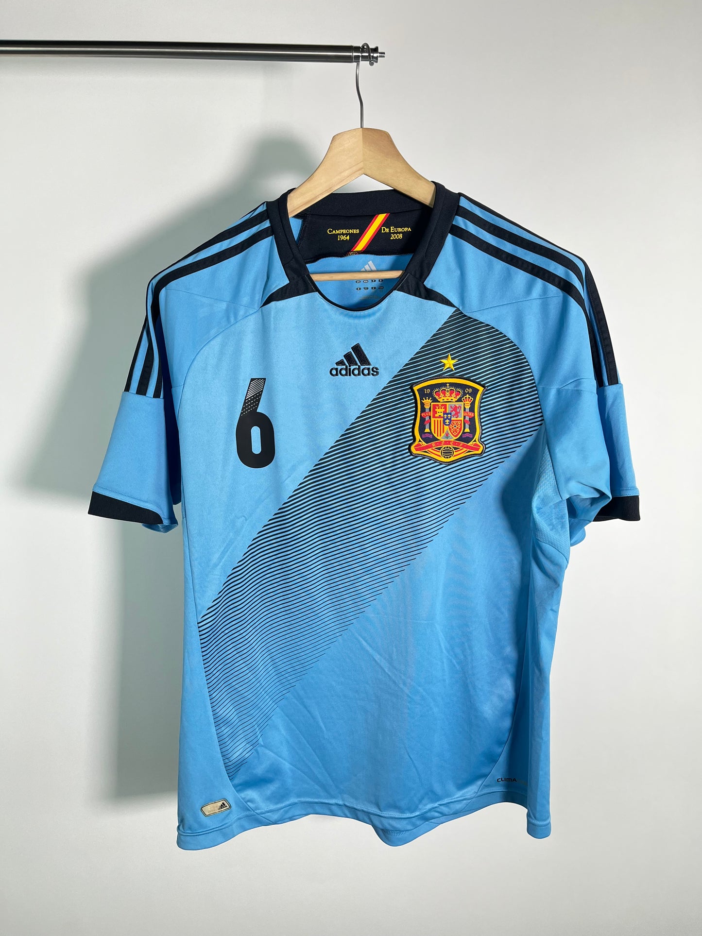 Jersey España Visita 2012 2013 Andrés Iniesta (L)