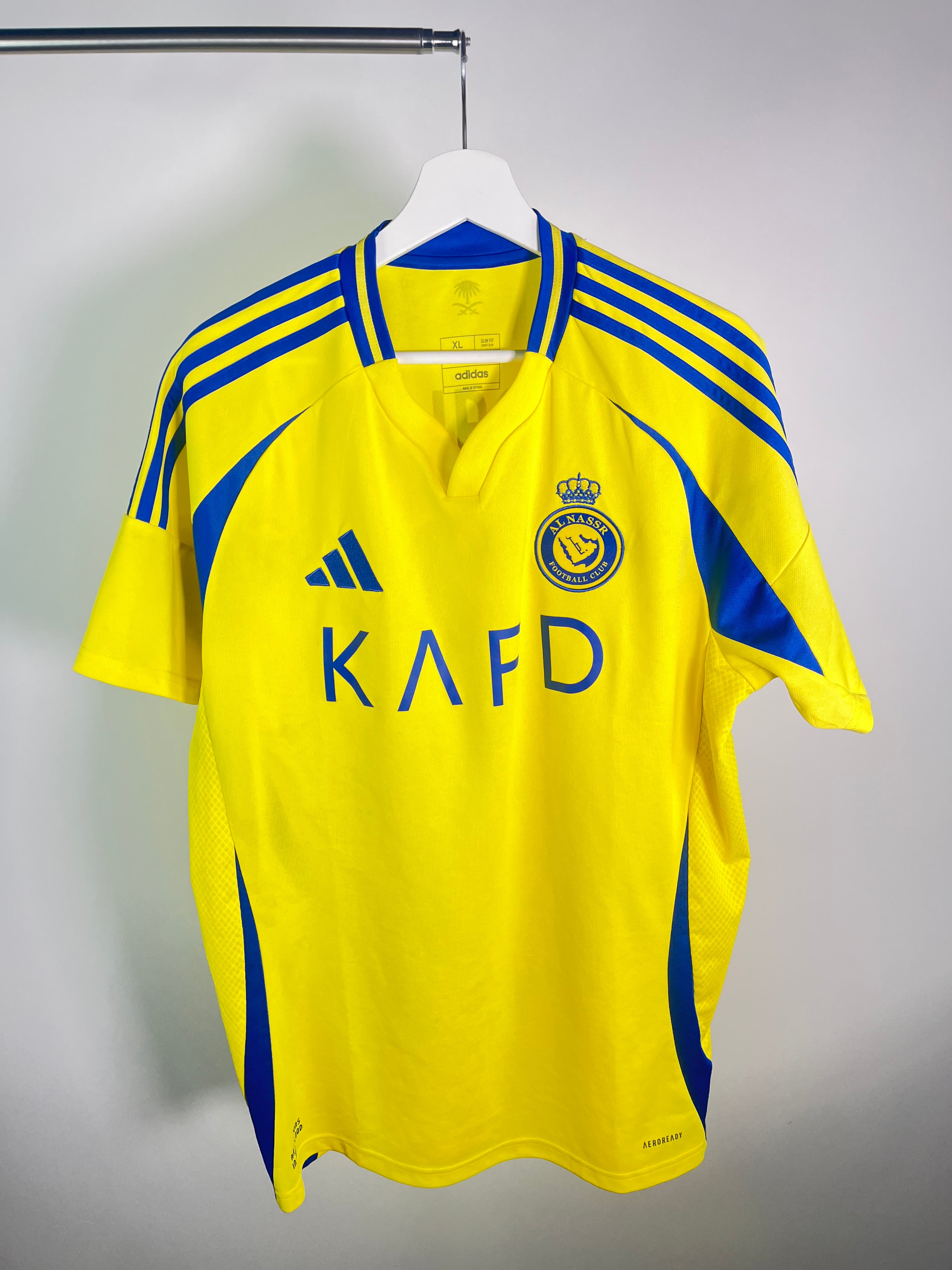 Jersey Al Nassr Local 2024 2025 Cristiano Ronaldo (XL)