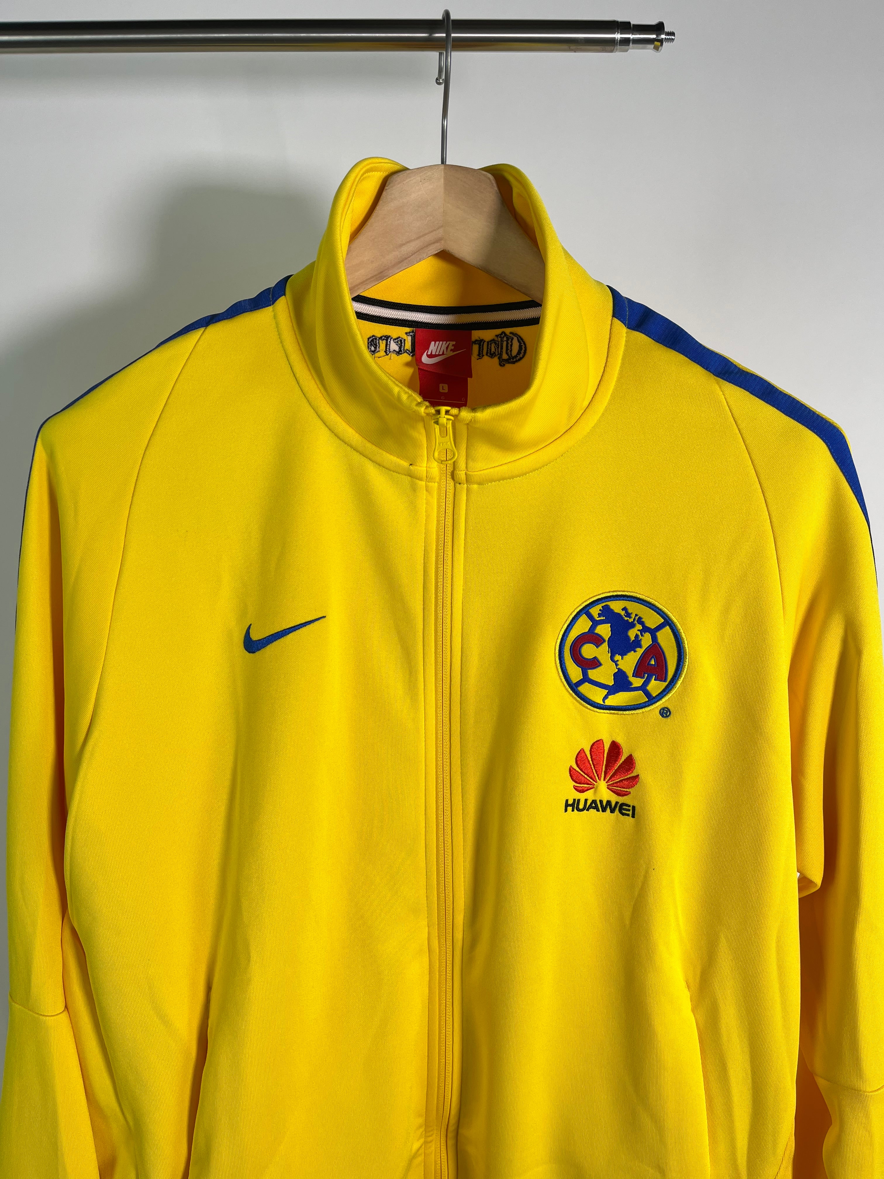 Chamarra Club America 2017 2018 Utilería (L)