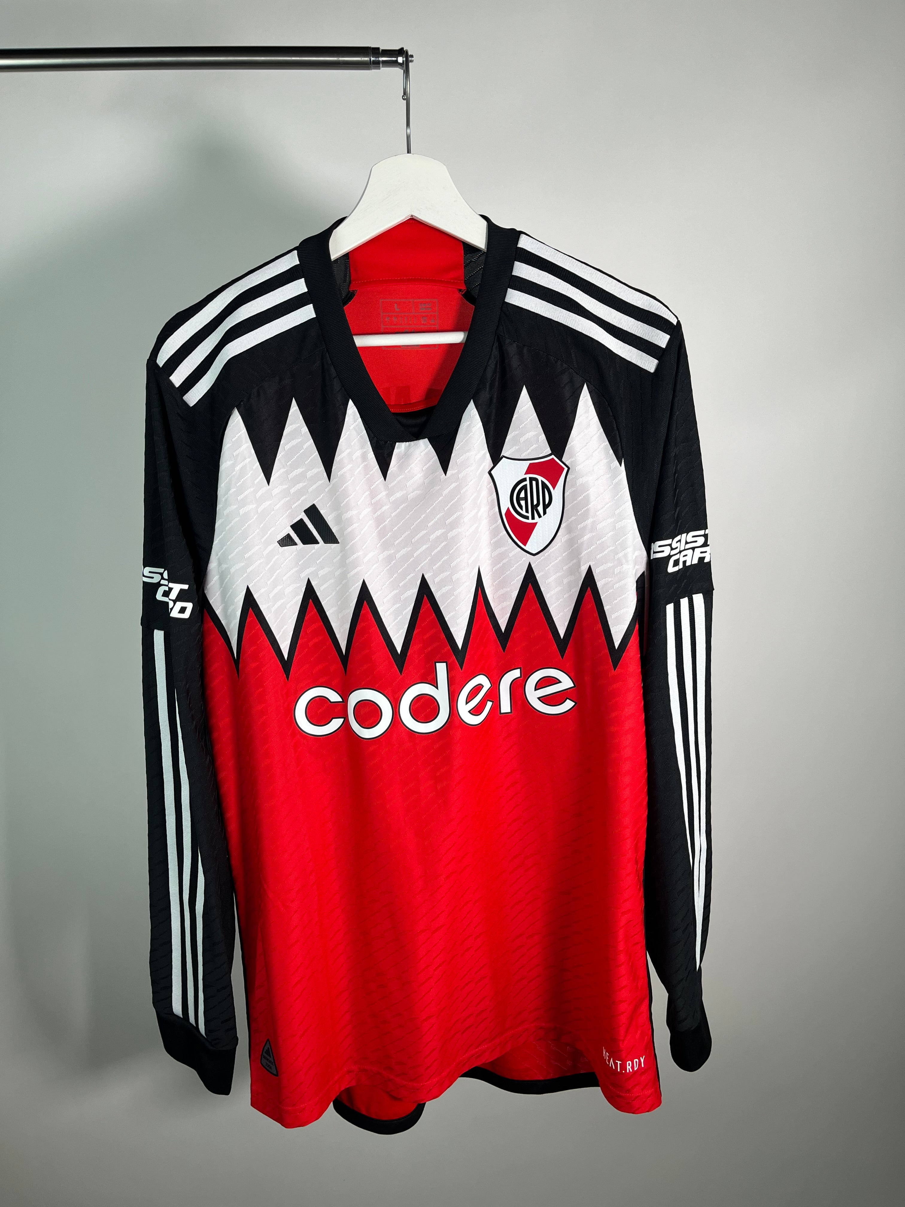 Jersey River Plate Visita 2024 2025 Versión Jugador Manga Larga Franco Mastantuono (L)