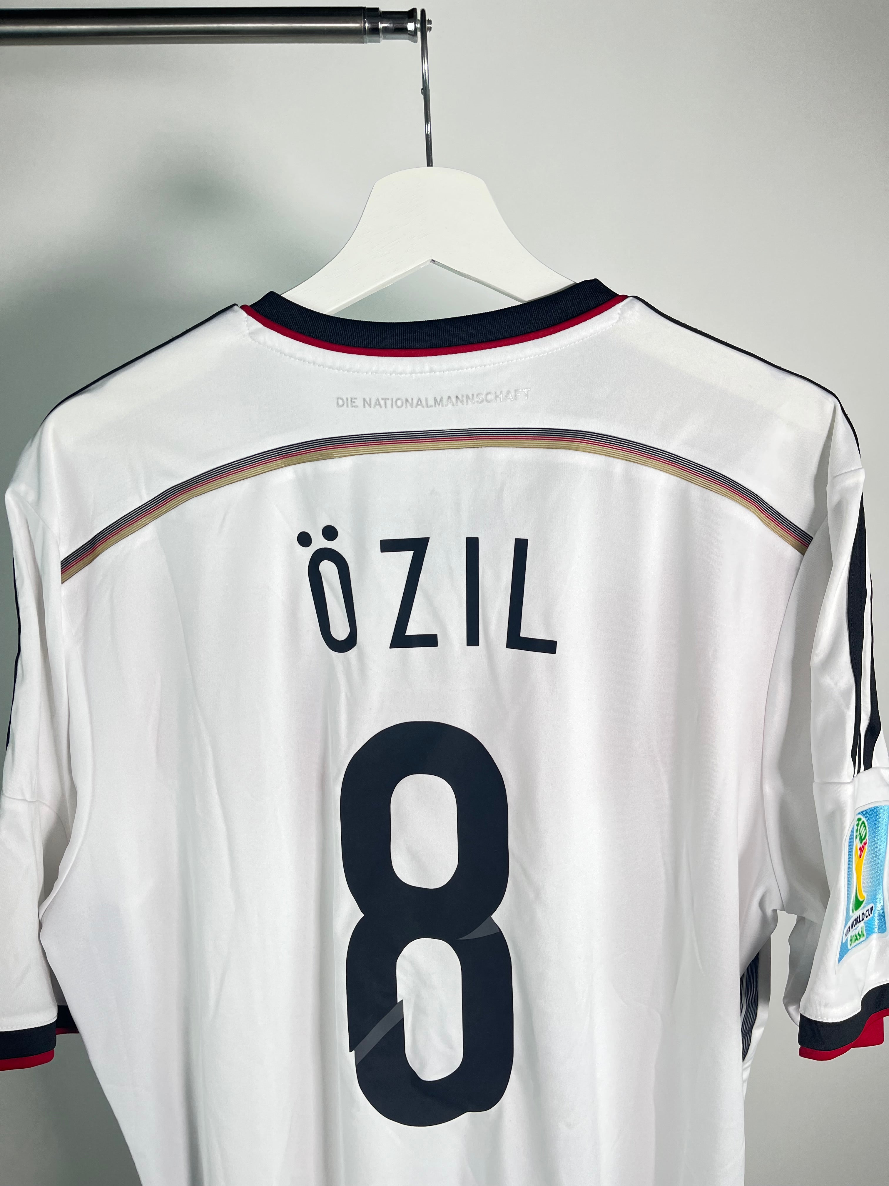 Jersey Alemania Local 2014 2016 *Mundial Brasil* Mesut Ozil (XL)