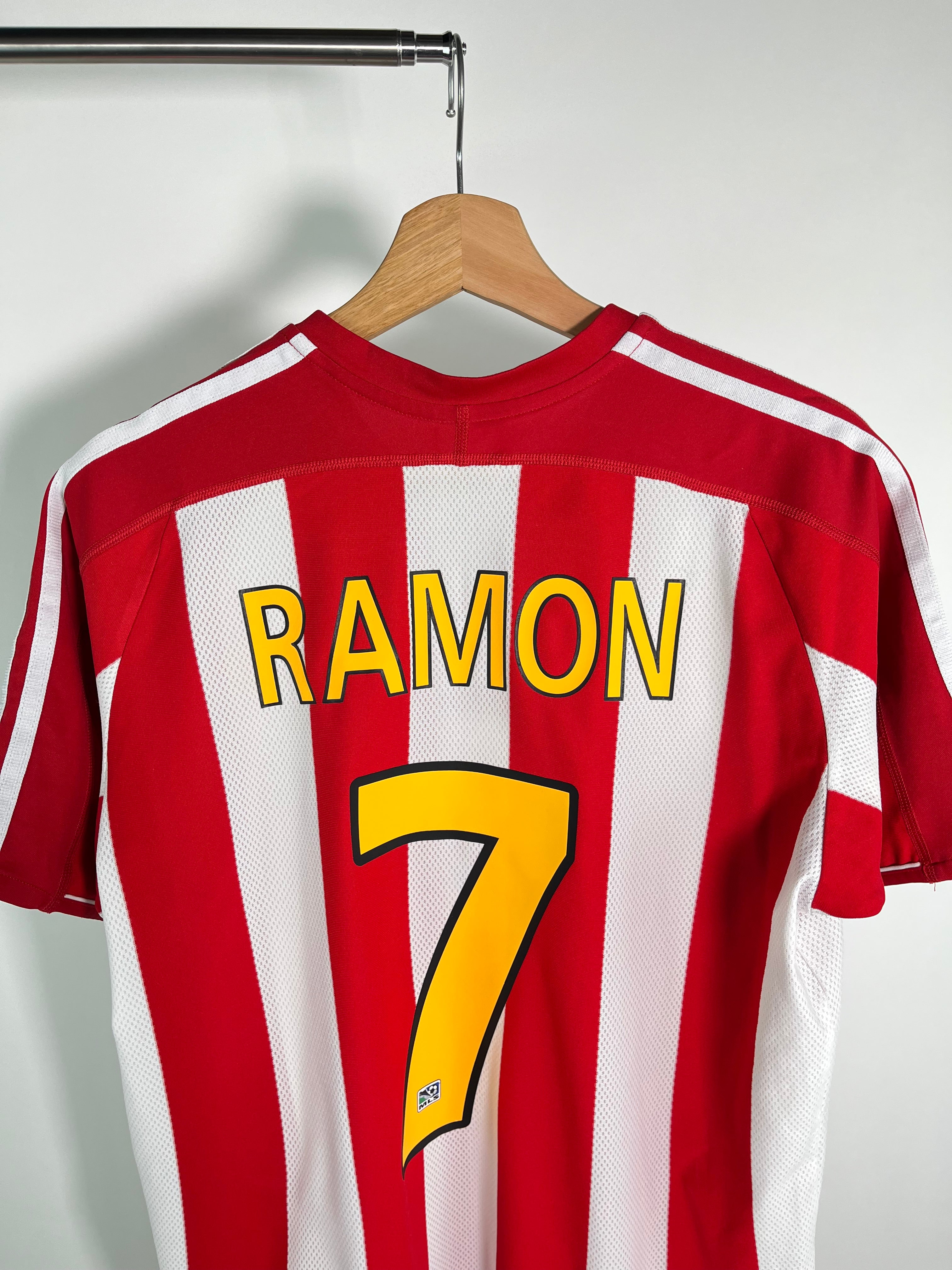 Jersey Chivas USA Local 2005 2006 Ramón Ramírez (M)