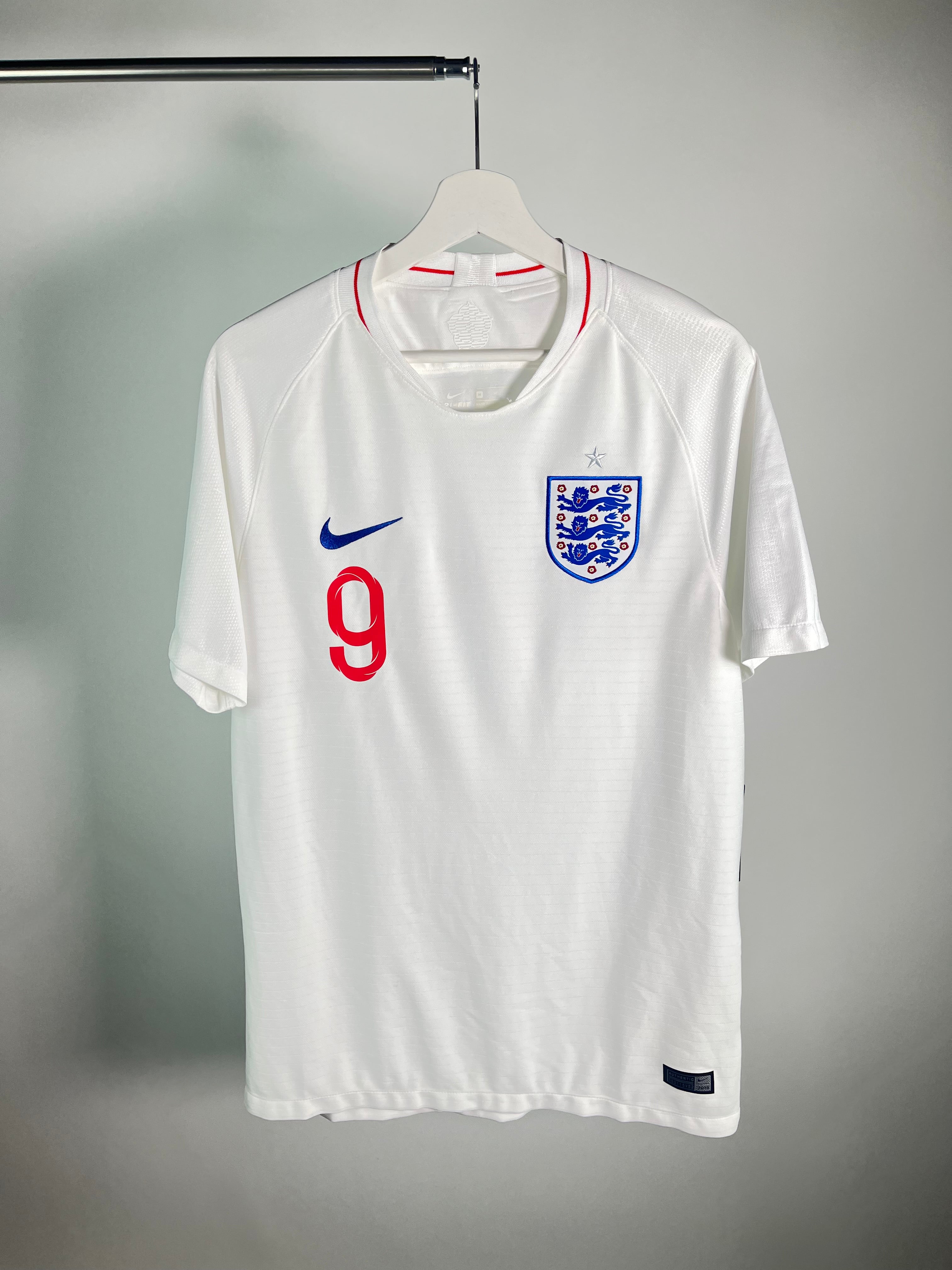 Jersey Inglaterra Local 2018 2020 Harry Kane *C/Etiquetas* (M)