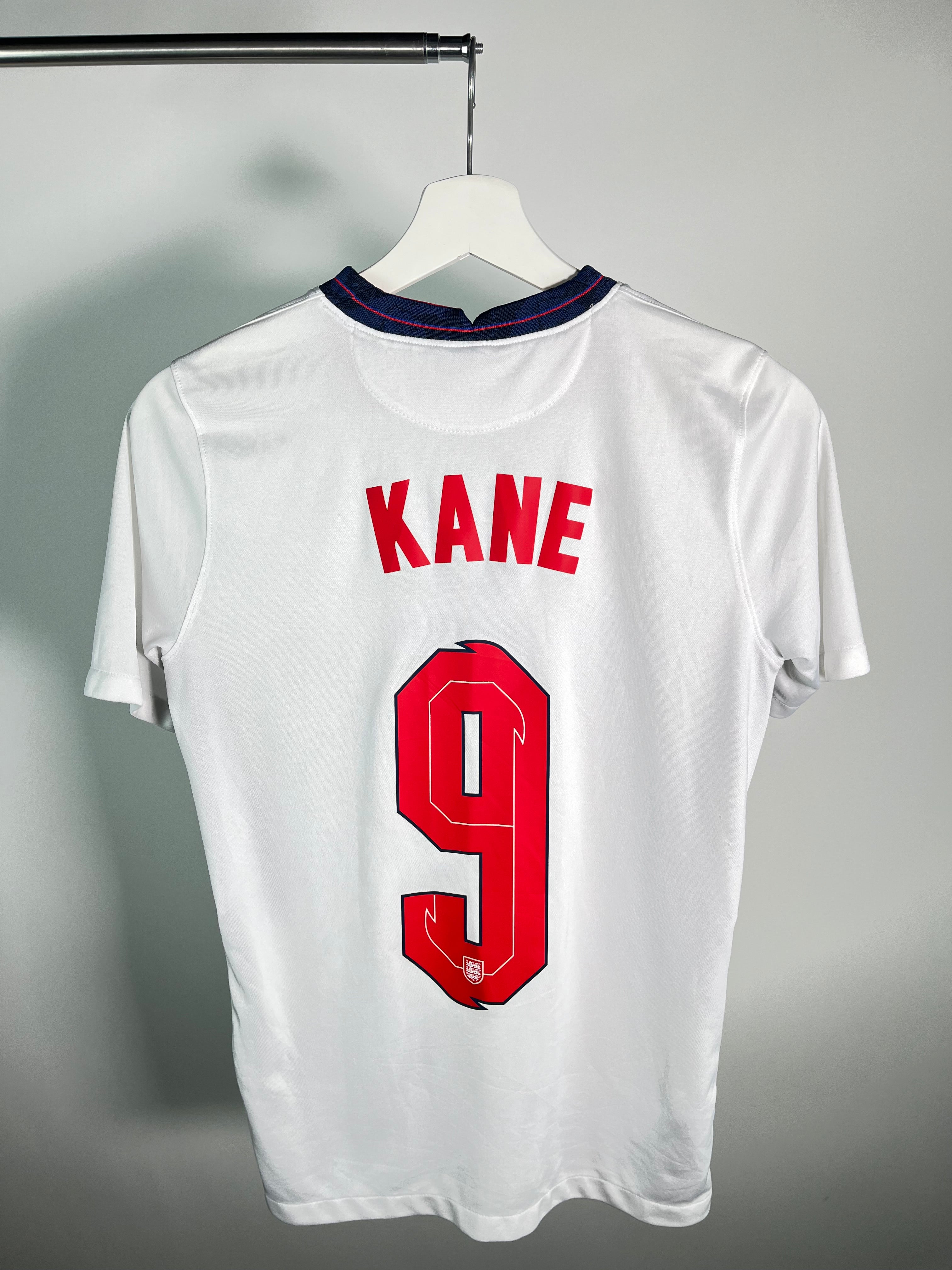 Jersey Inglaterra Local 2022 2022 Harry Kane (XL Niño)