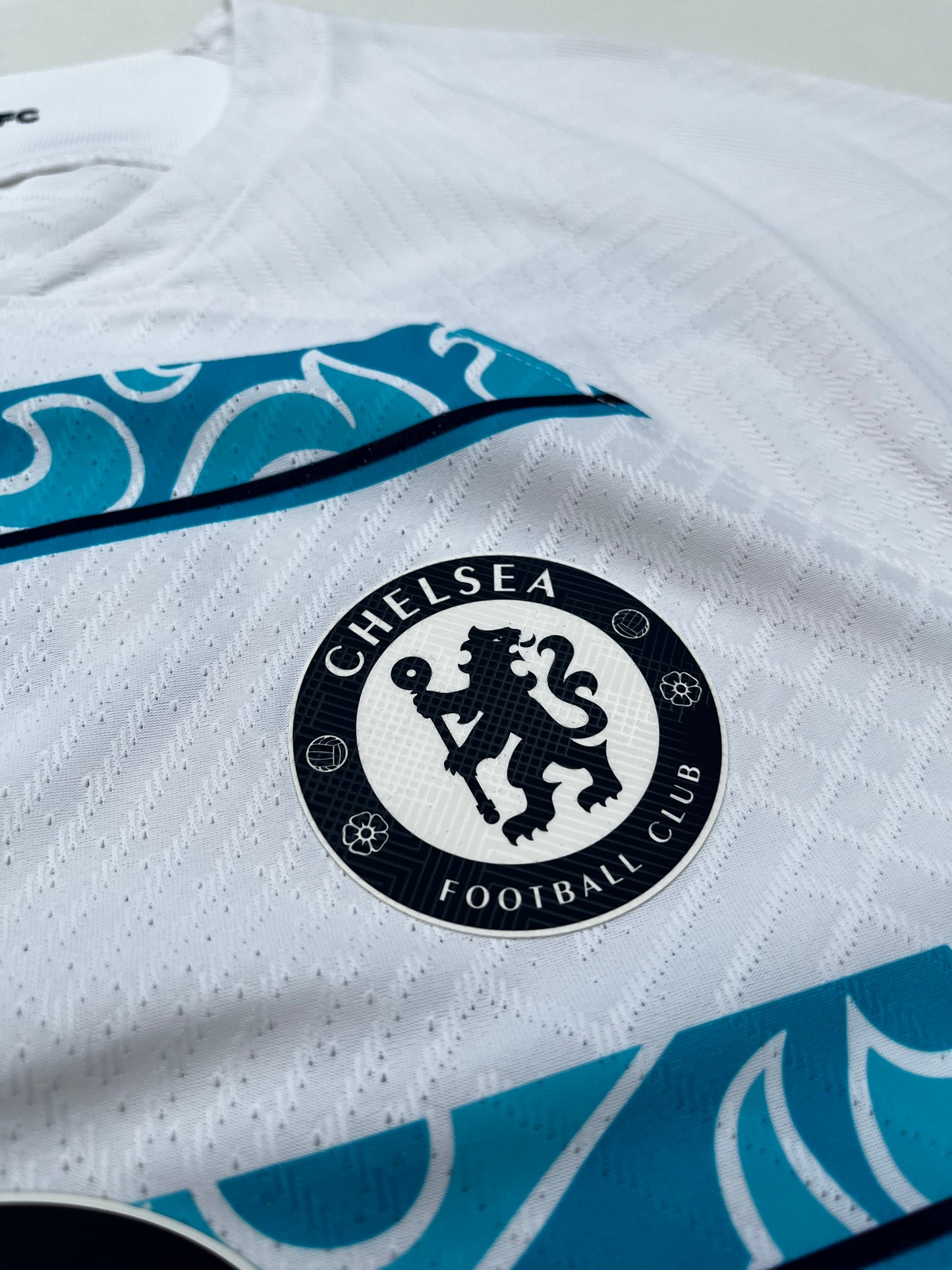 Jersey Chelsea Visita 2022 2023 Versión Jugador Mason Mount (M)
