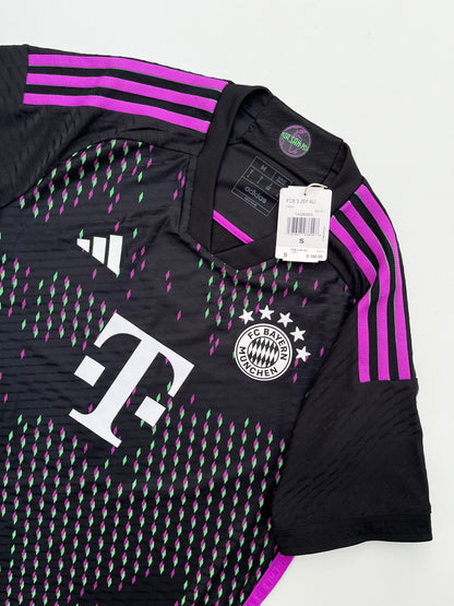 Jersey Bayern Munich Visita 2023 2024 *C/Etiquetas* Versión Jugador (M)
