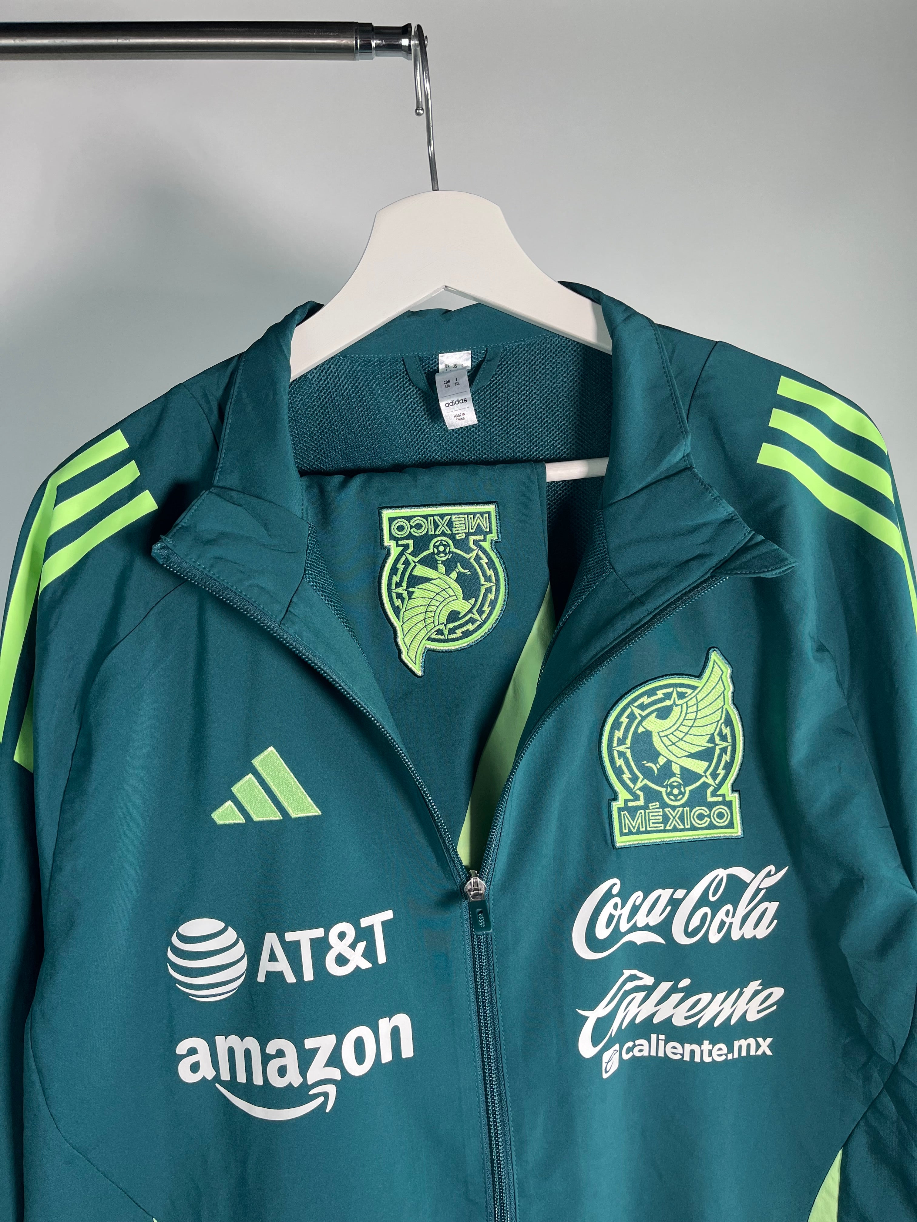 Conjunto México 2023 2024 Utilería *Incluye Pants* (L)