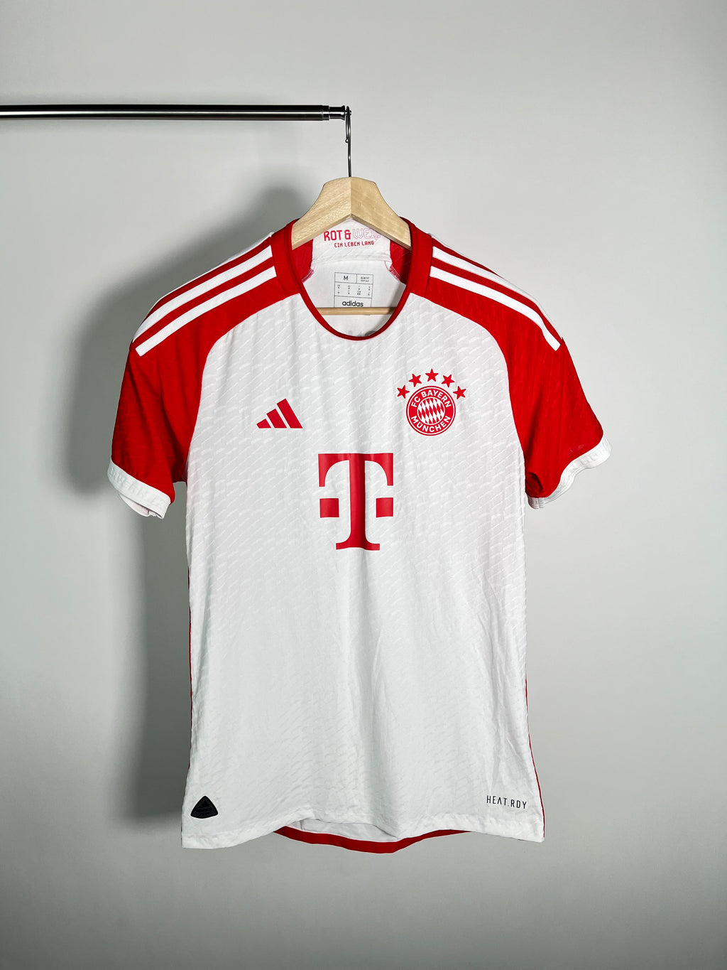 Jersey Bayern Munich Local 2023 2024 Versión Jugador (M)