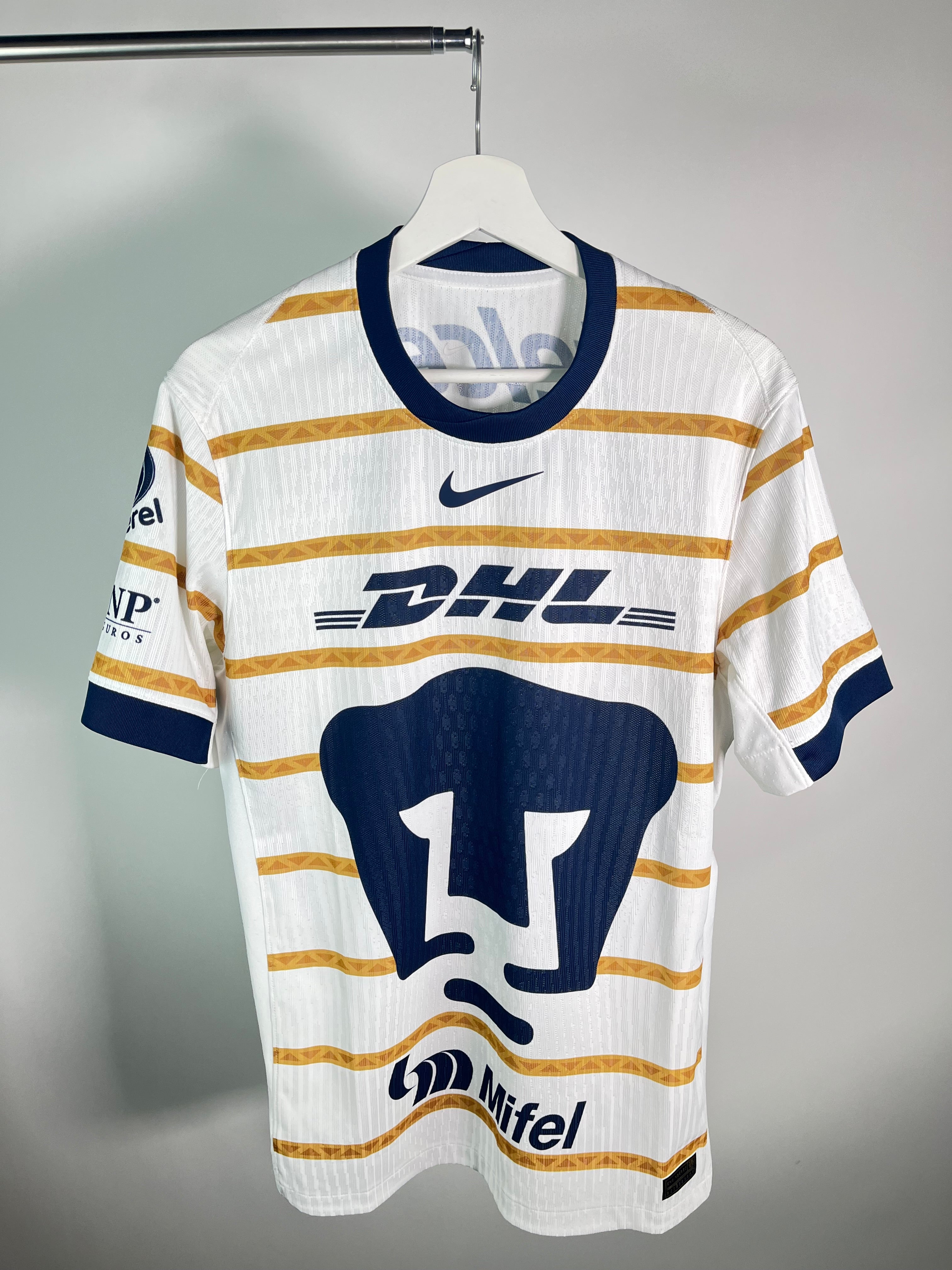 Jersey Pumas Local 2024 2025 Versión Jugador (M)
