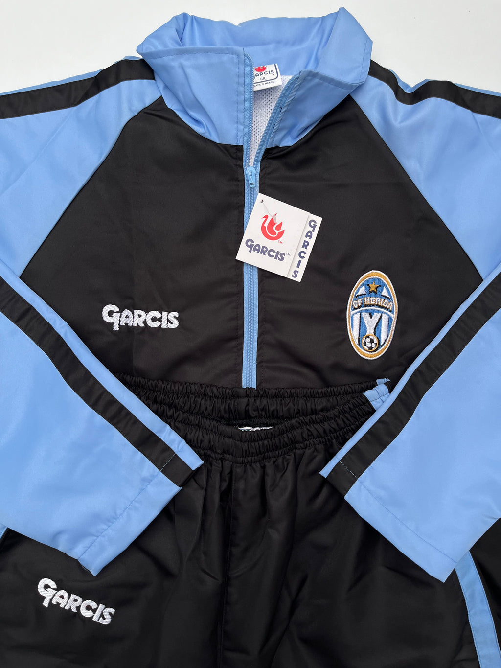 Conjunto Mérida 2001 2002 (L)