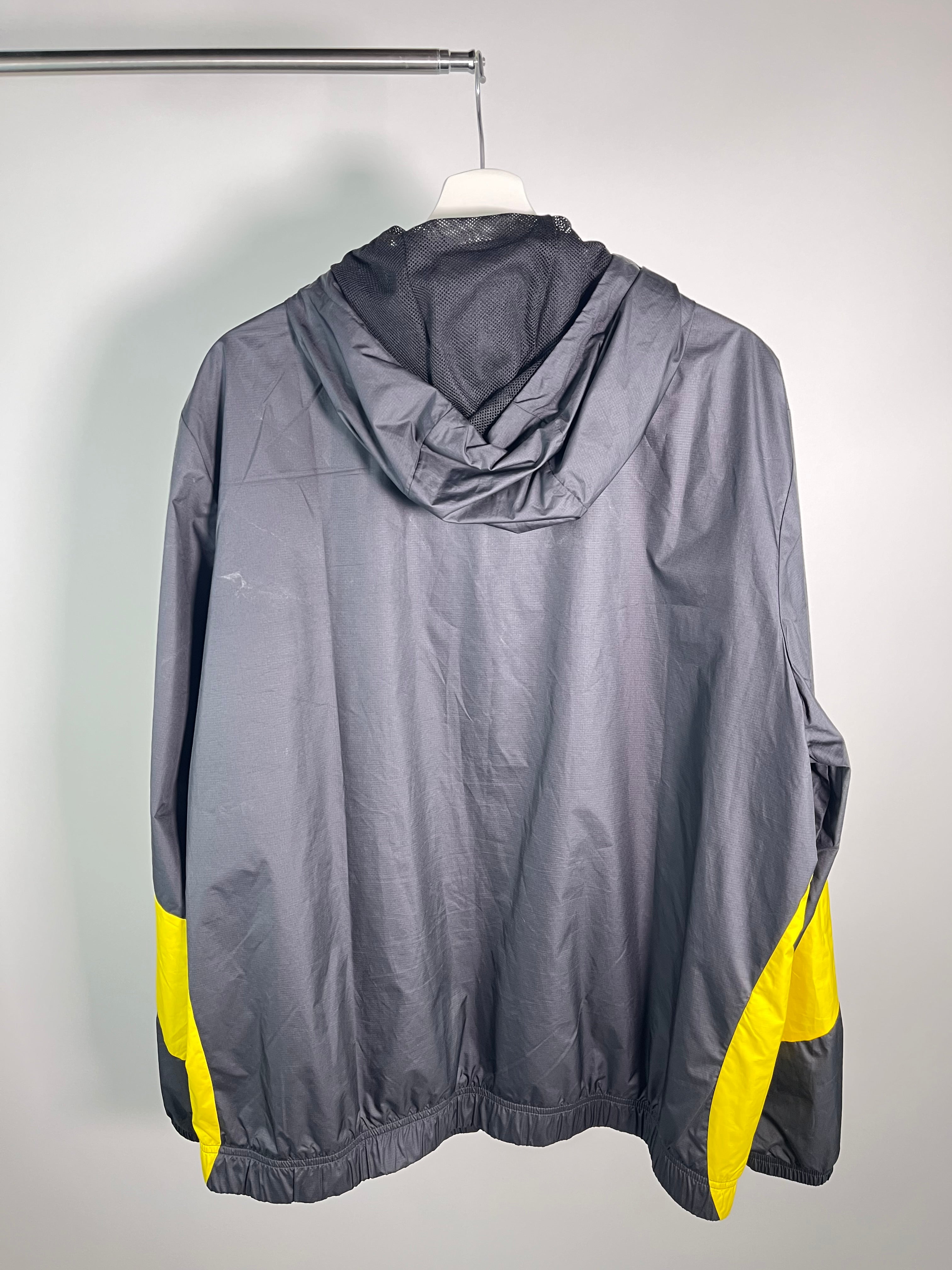 Chamarra Borussia Dortmund 2023 2024 (XL)