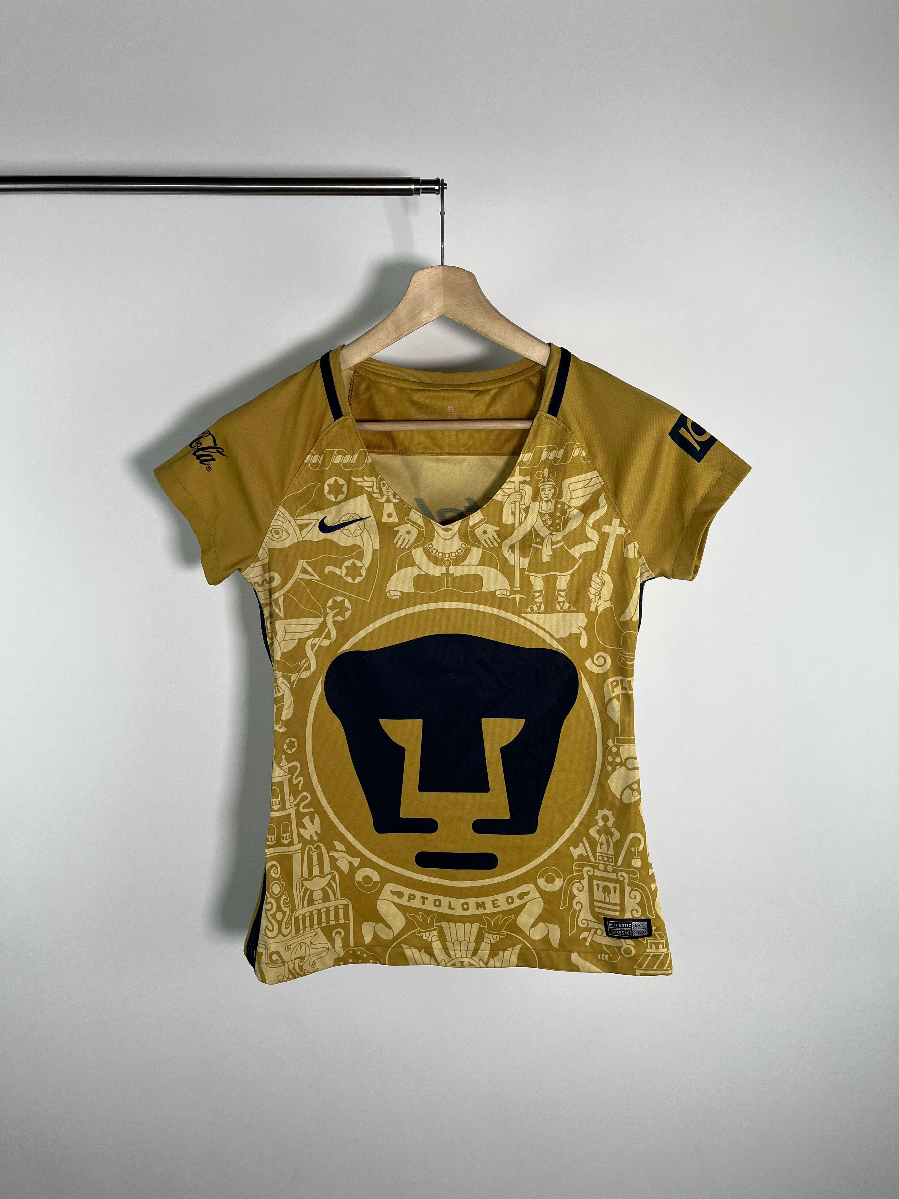 Jersey Pumas Local 2016 2017 *Biblioteca Central* (M Mujer)