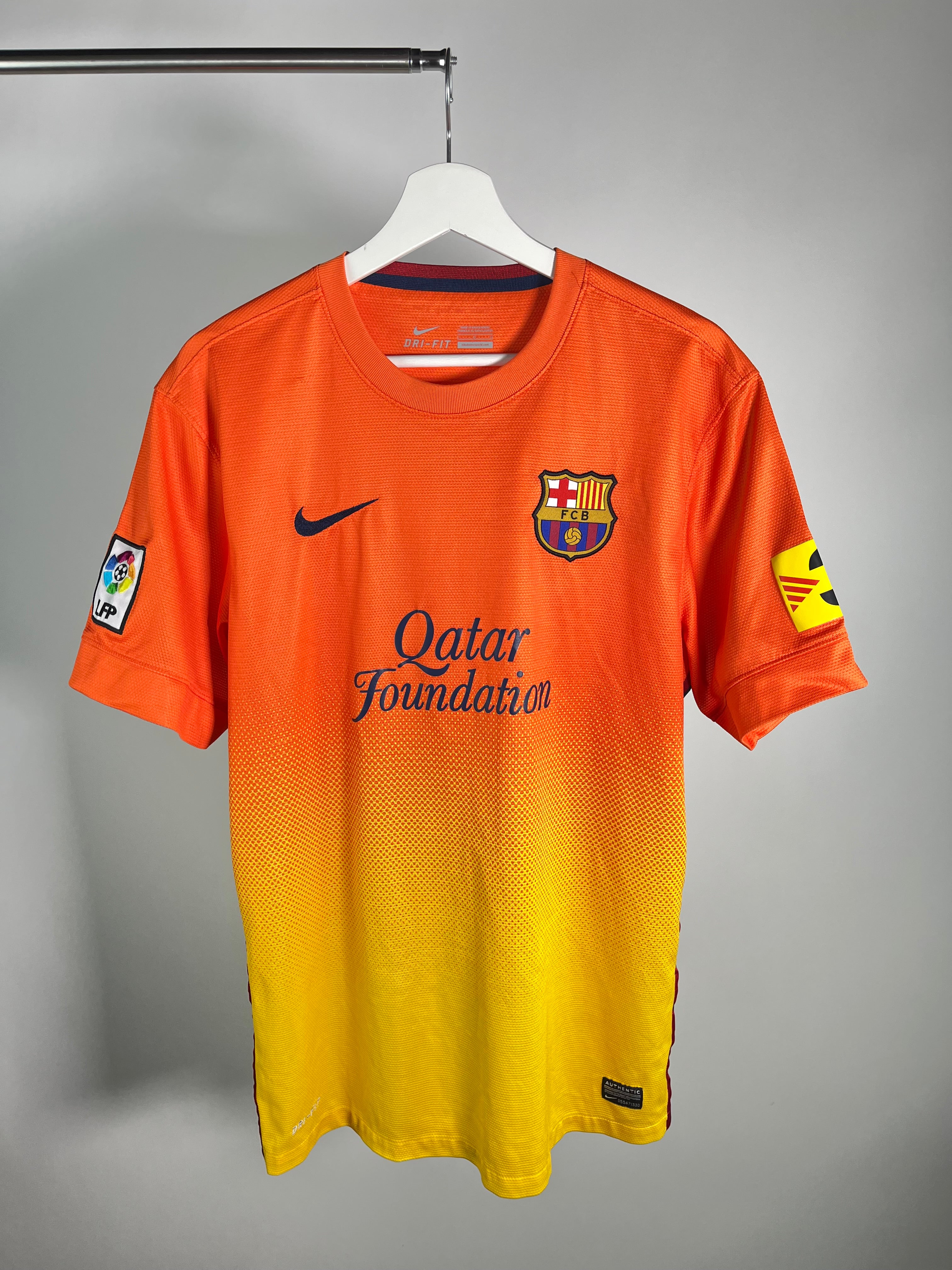 Jersey Barcelona Visita 2012 2013 Lionel Messi (L)