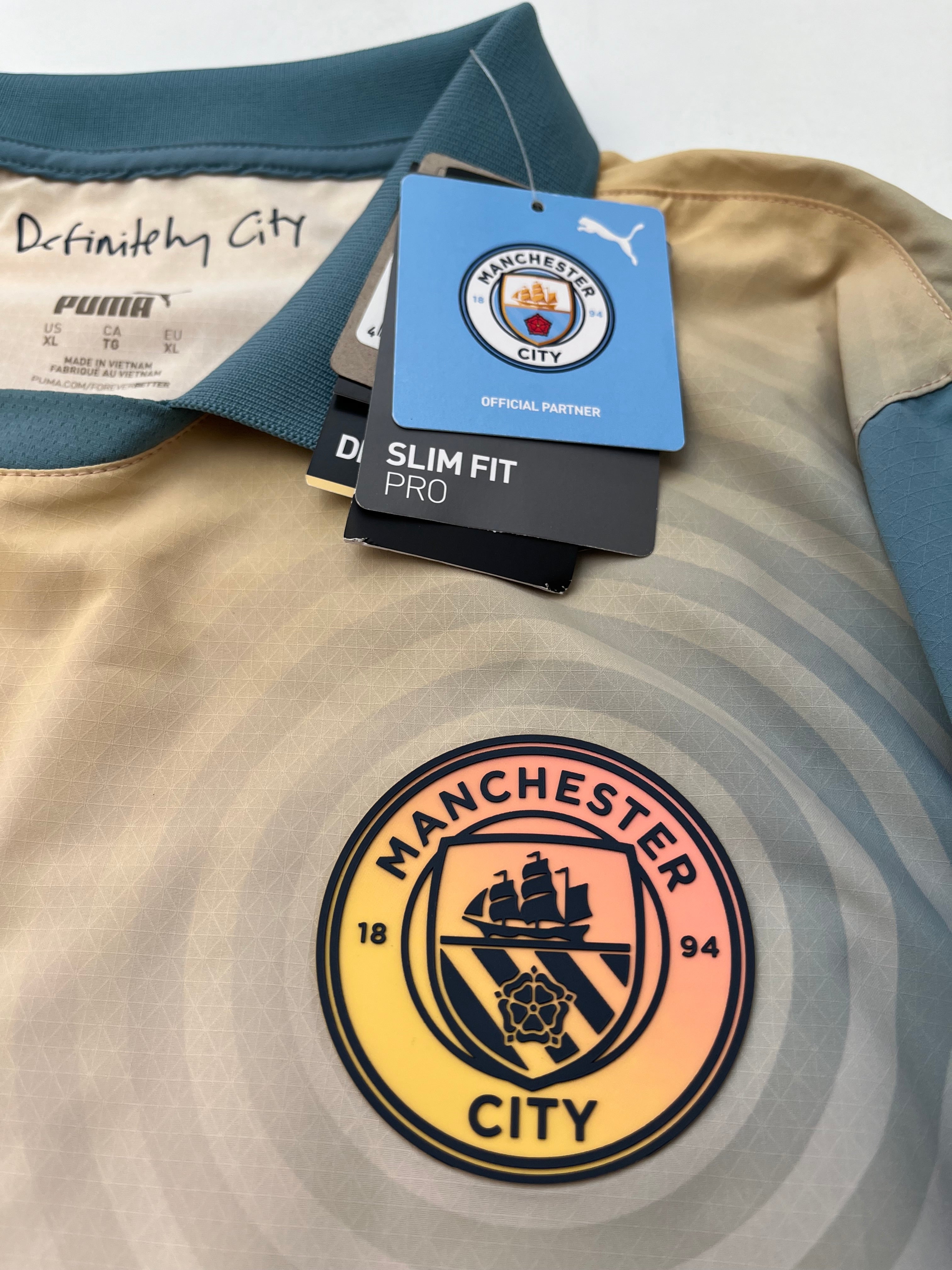 Jersey Manchester City Cuarta 2024 2025 *Edición Oasis* Versión Jugador (XL)